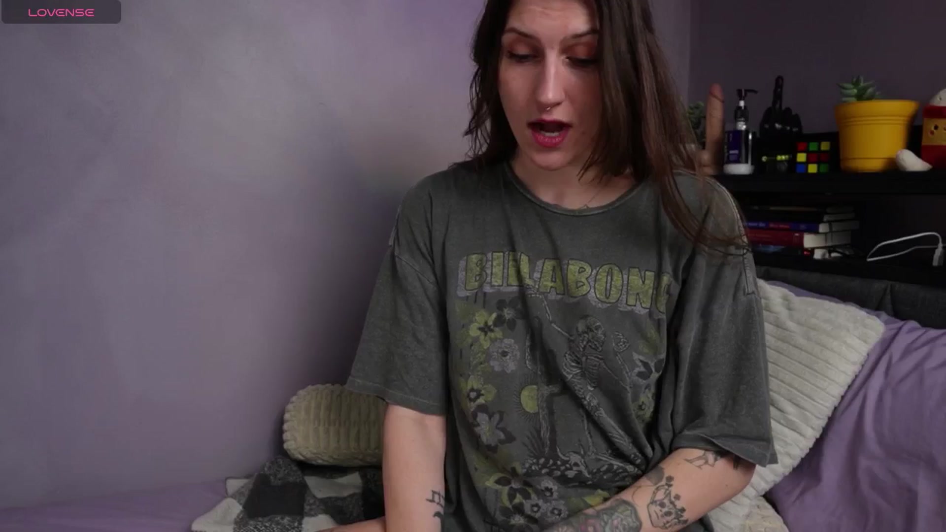 Gallery image thumbnail from Erikarose_'s myfreecams stream on, 03/18/2025, 14:27 image 3 of 20