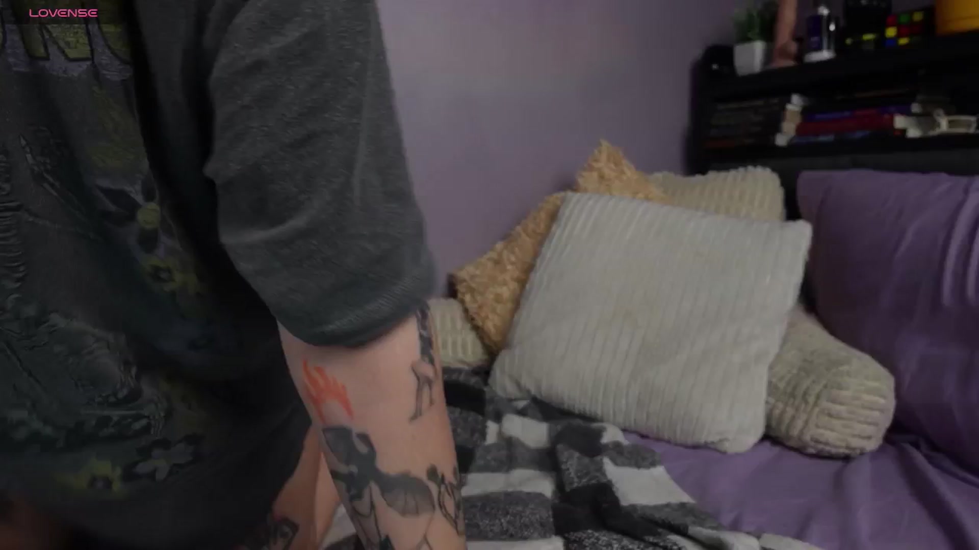 Gallery image thumbnail from Erikarose_'s myfreecams stream on, 03/18/2025, 14:59 image 8 of 20