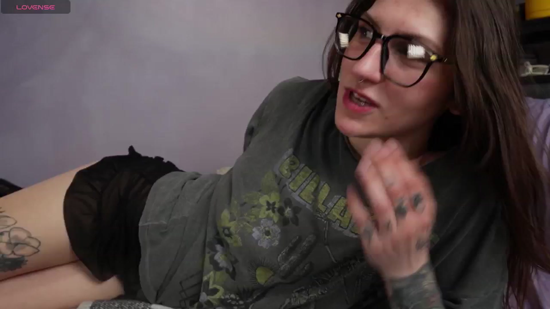 Gallery image thumbnail from Erikarose_'s myfreecams stream on, 03/18/2025, 14:59 image 11 of 20
