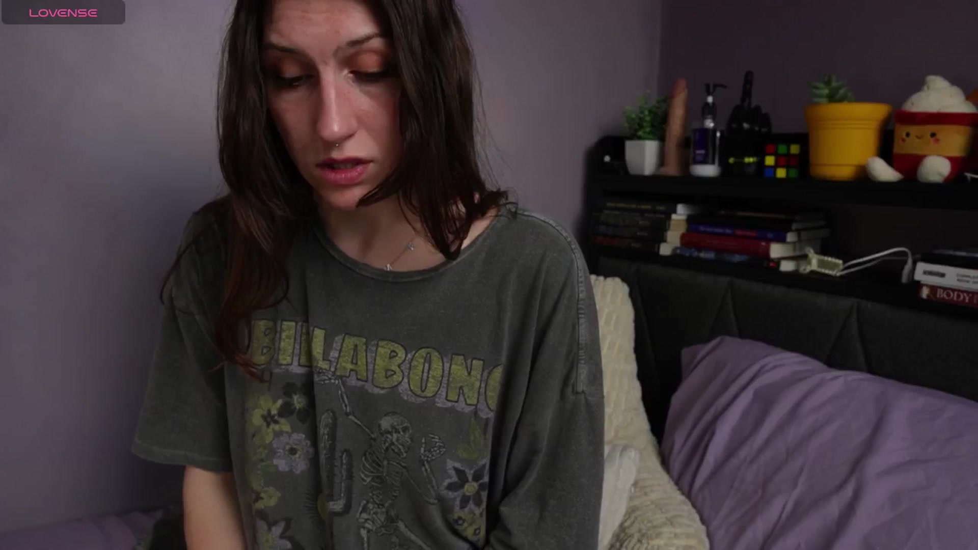 Gallery image thumbnail from Erikarose_'s myfreecams stream on, 03/18/2025, 16:33 image 5 of 20