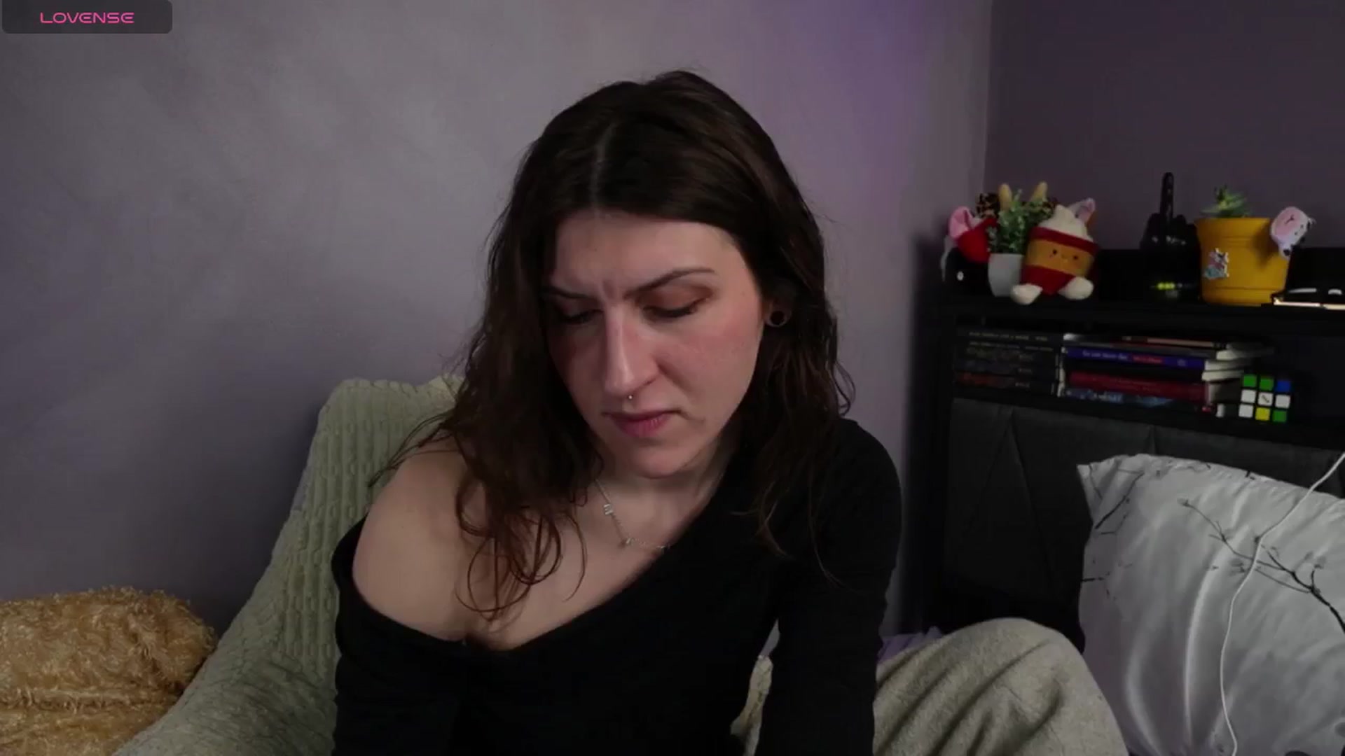 Gallery image thumbnail from Erikarose_'s myfreecams stream on, 03/31/2025, 17:37 image 20 of 20