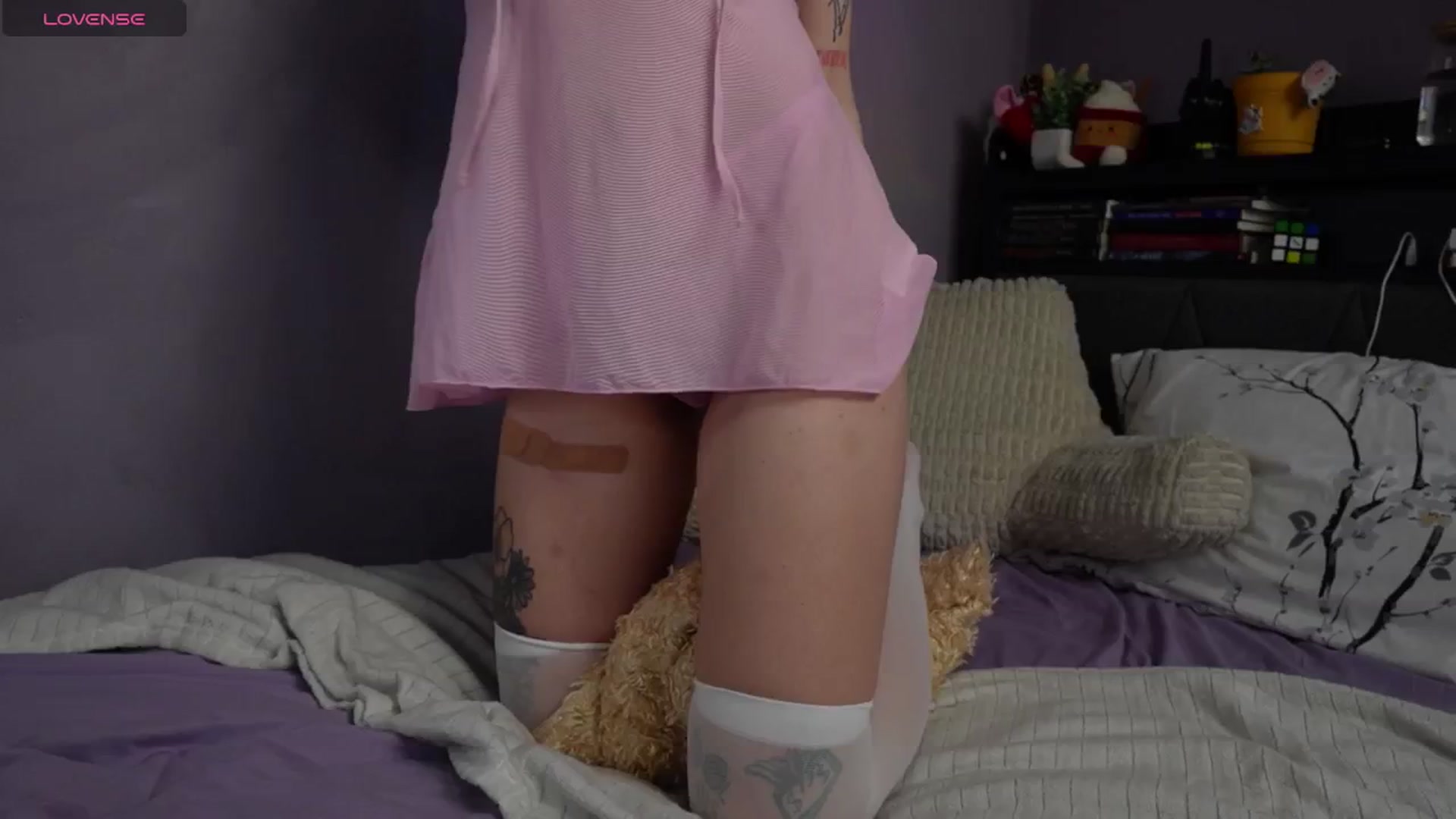 Gallery image thumbnail from Erikarose_'s myfreecams stream on, 04/02/2025, 16:09 image 18 of 20