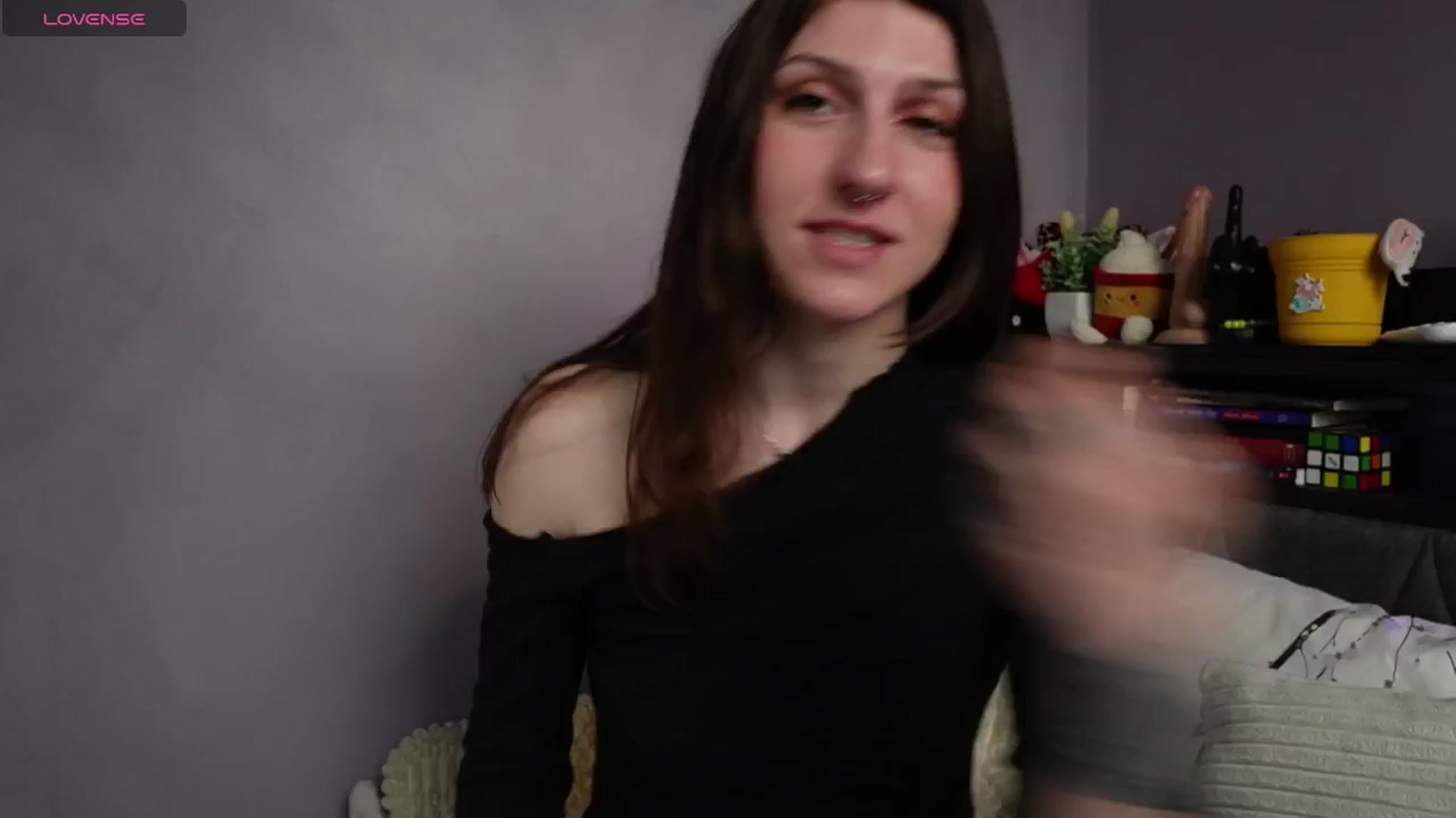 Gallery image thumbnail from Erikarose_'s myfreecams stream on, 04/11/2025, 15:59 image 13 of 20