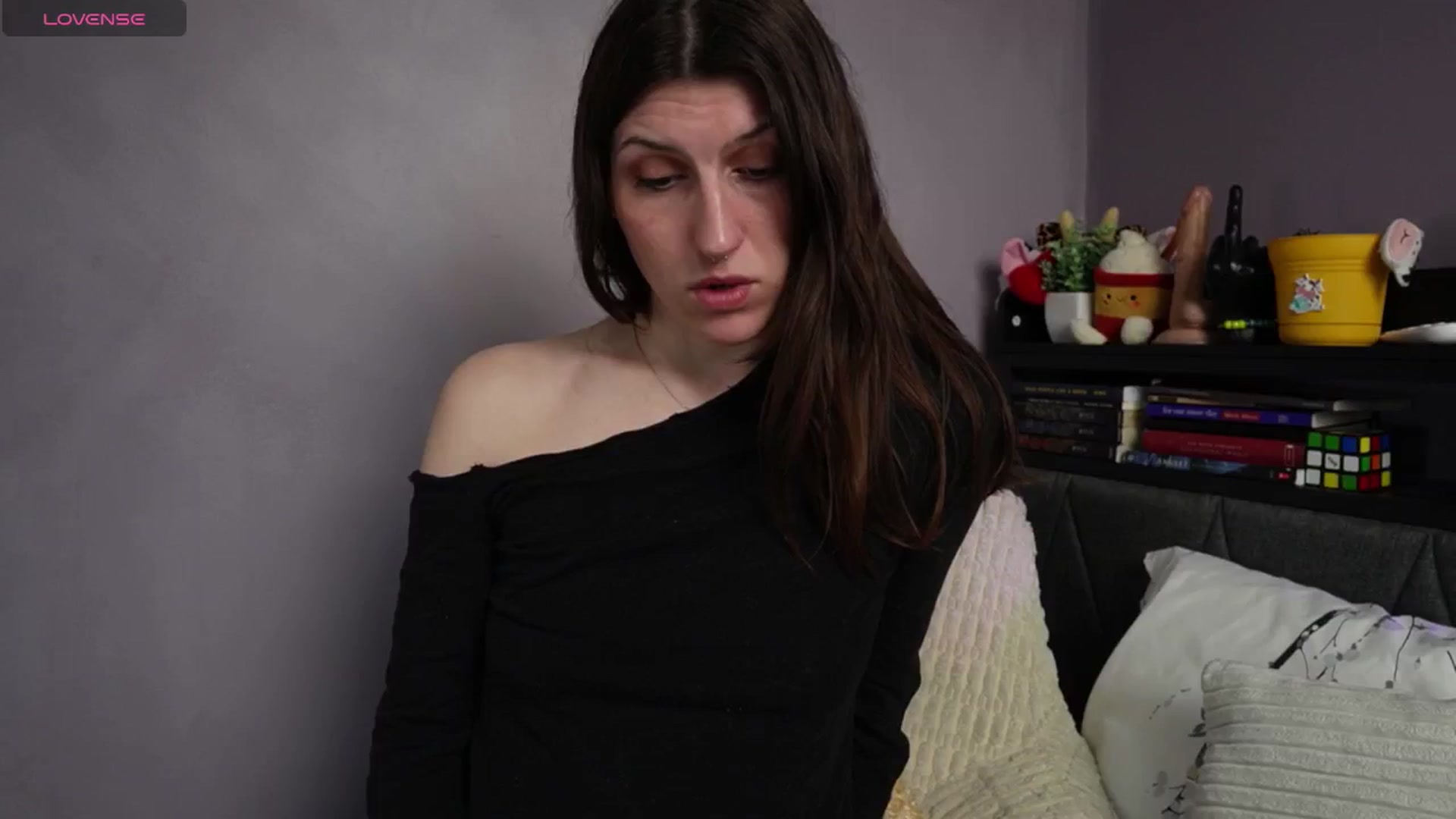 Gallery image thumbnail from Erikarose_'s myfreecams stream on, 04/11/2025, 15:59 image 9 of 20