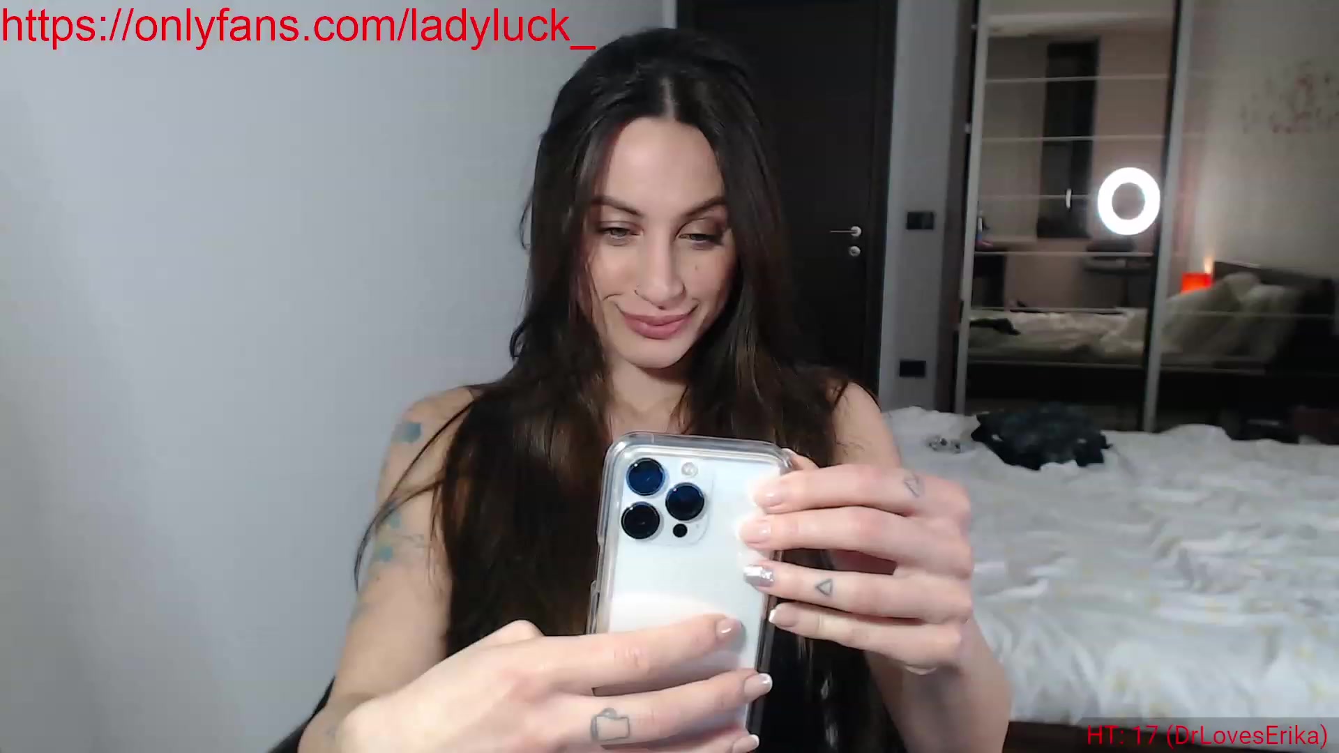 Gallery image thumbnail from ErikasMagic's myfreecams stream on, 01/10/2023, 20:17 image 20 of 20