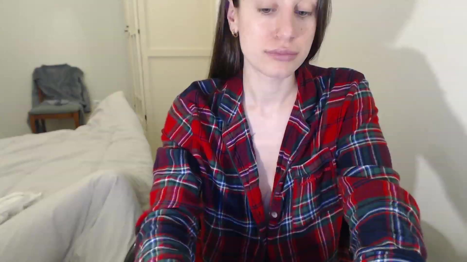 Gallery image thumbnail from ErikasMagic's myfreecams stream on, 02/12/2023, 20:16 image 20 of 20