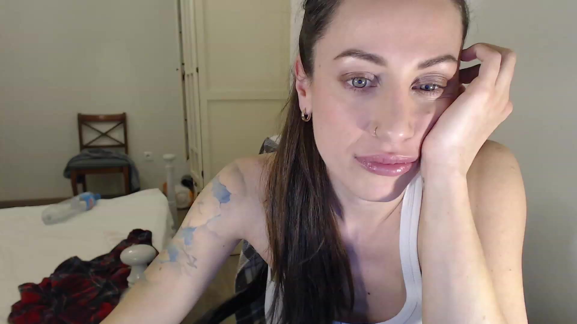 Gallery image thumbnail from ErikasMagic's myfreecams stream on, 02/20/2023, 20:40 image 1 of 20