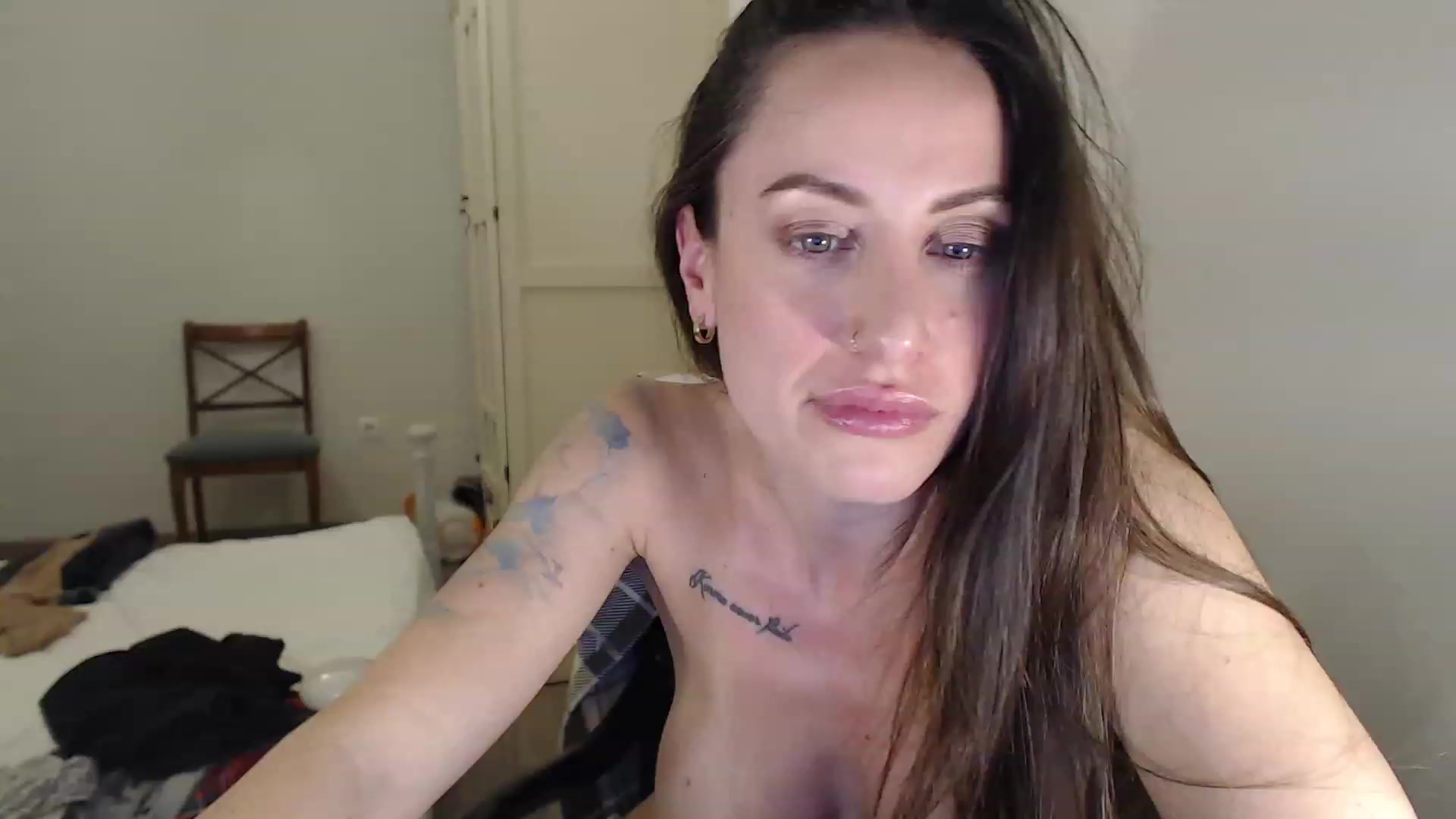 Gallery image thumbnail from ErikasMagic's myfreecams stream on, 02/22/2023, 20:22 image 7 of 20