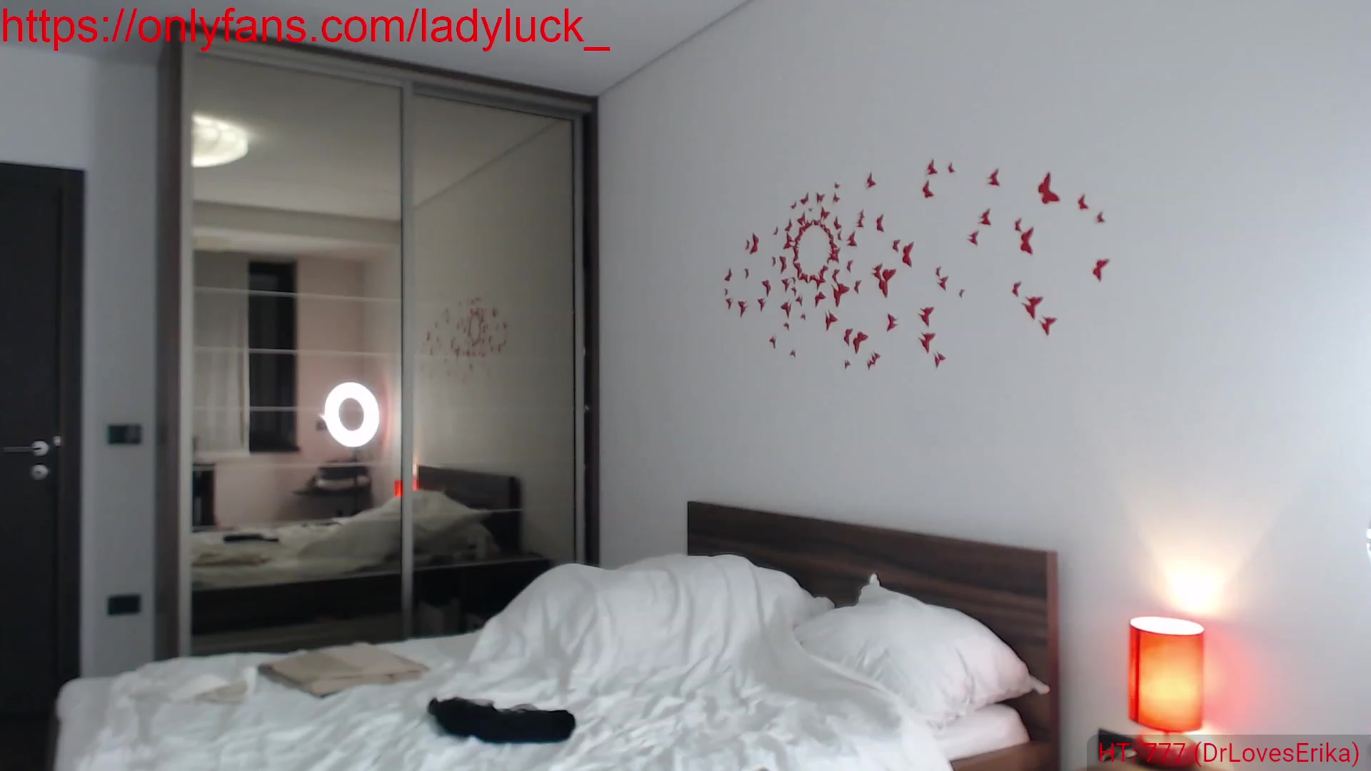 Gallery image thumbnail from ErikasMagic's myfreecams stream on, 03/18/2023, 20:20 image 20 of 20