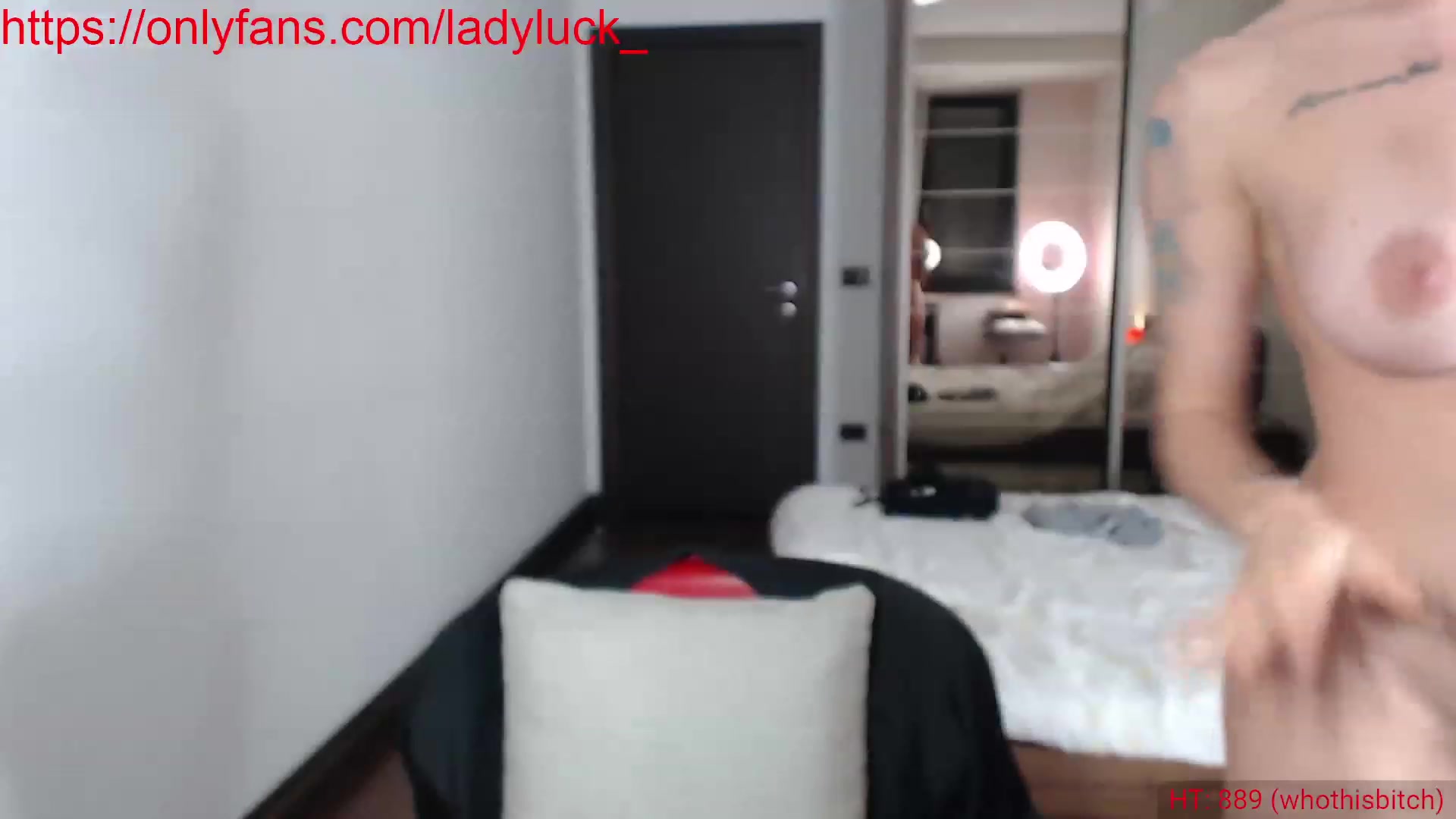 Gallery image thumbnail from ErikasMagic's myfreecams stream on, 04/20/2023, 19:54 image 12 of 20