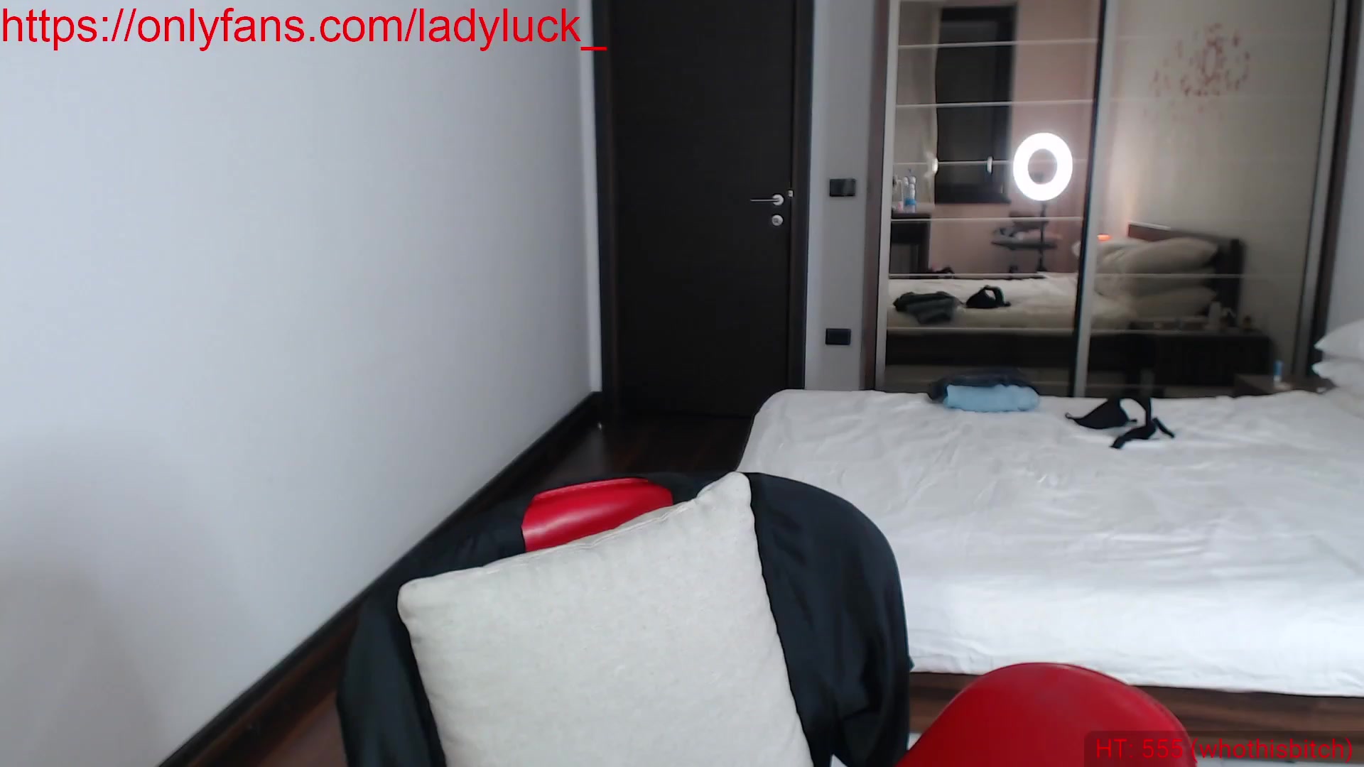 Gallery image thumbnail from ErikasMagic's myfreecams stream on, 06/05/2023, 19:27 image 7 of 20