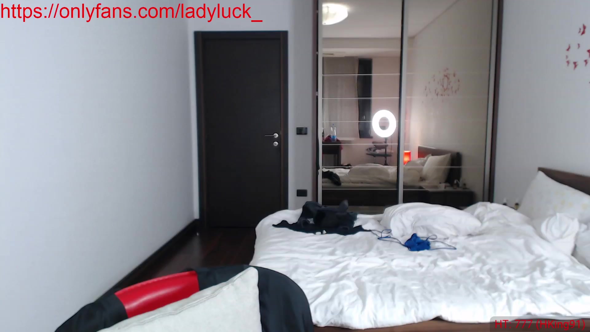 Gallery image thumbnail from ErikasMagic's myfreecams stream on, 06/06/2023, 19:40 image 19 of 20