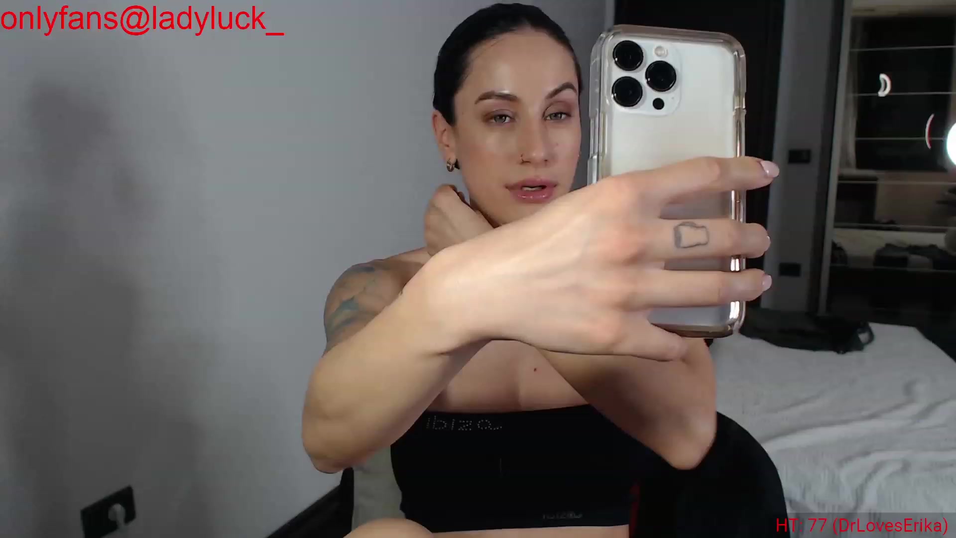 Gallery image thumbnail from ErikasMagic's myfreecams stream on, 07/22/2023, 19:18 image 3 of 20
