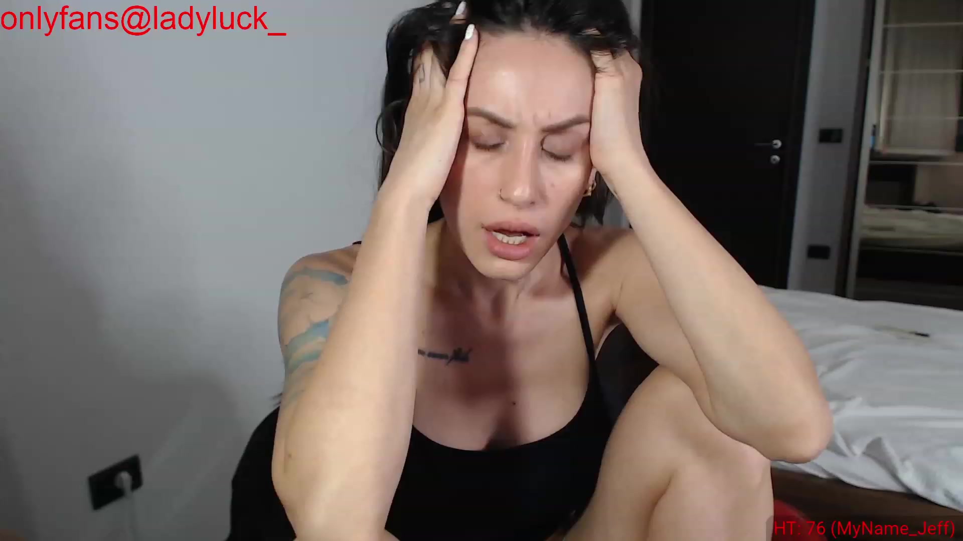 Gallery image thumbnail from ErikasMagic's myfreecams stream on, 07/25/2023, 19:16 image 19 of 20