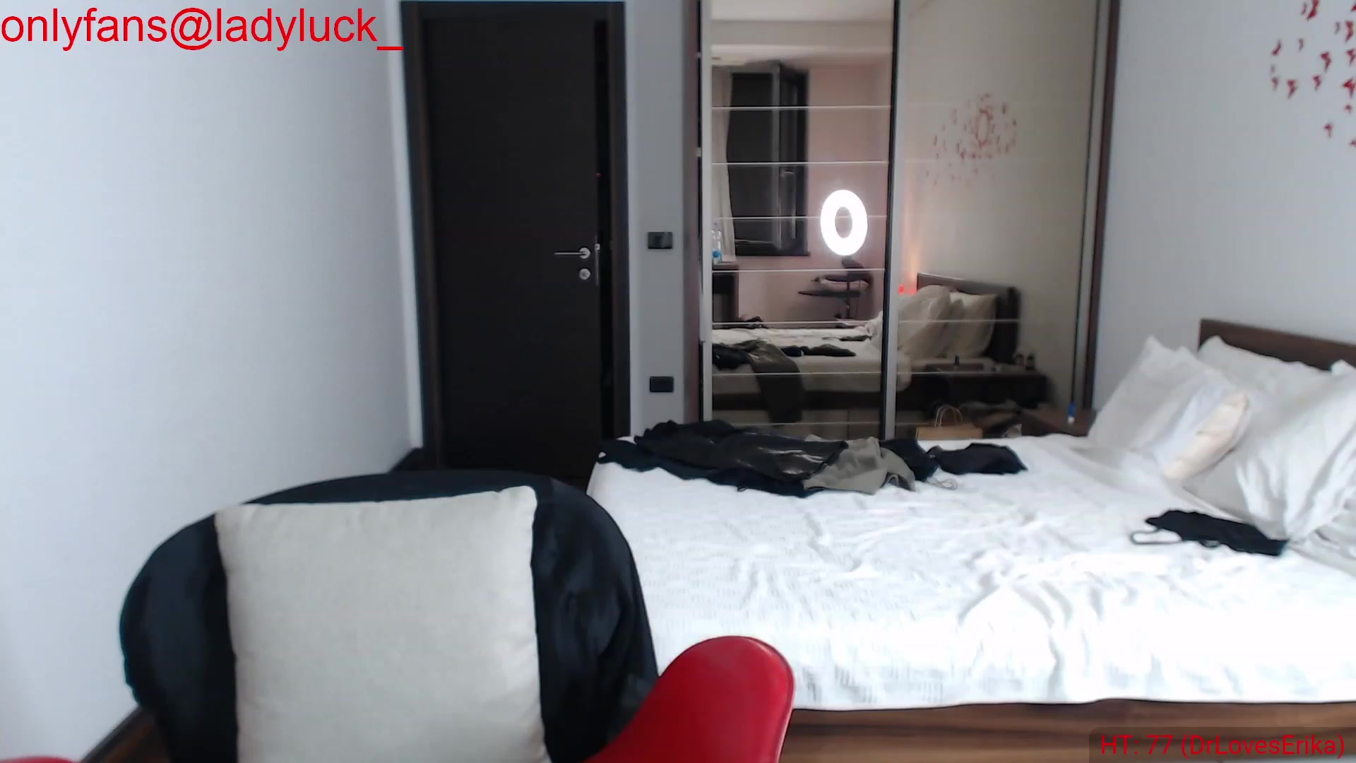 Gallery image thumbnail from ErikasMagic's myfreecams stream on, 08/05/2023, 19:55 image 13 of 20