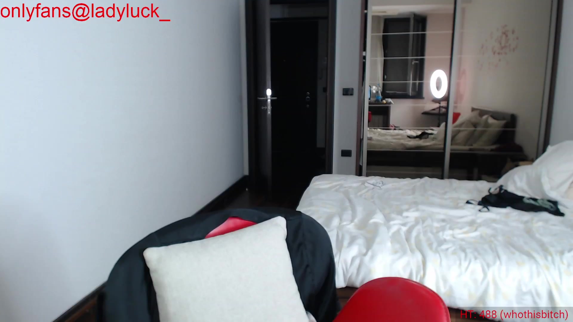 Gallery image thumbnail from ErikasMagic's myfreecams stream on, 09/08/2023, 20:24 image 1 of 20
