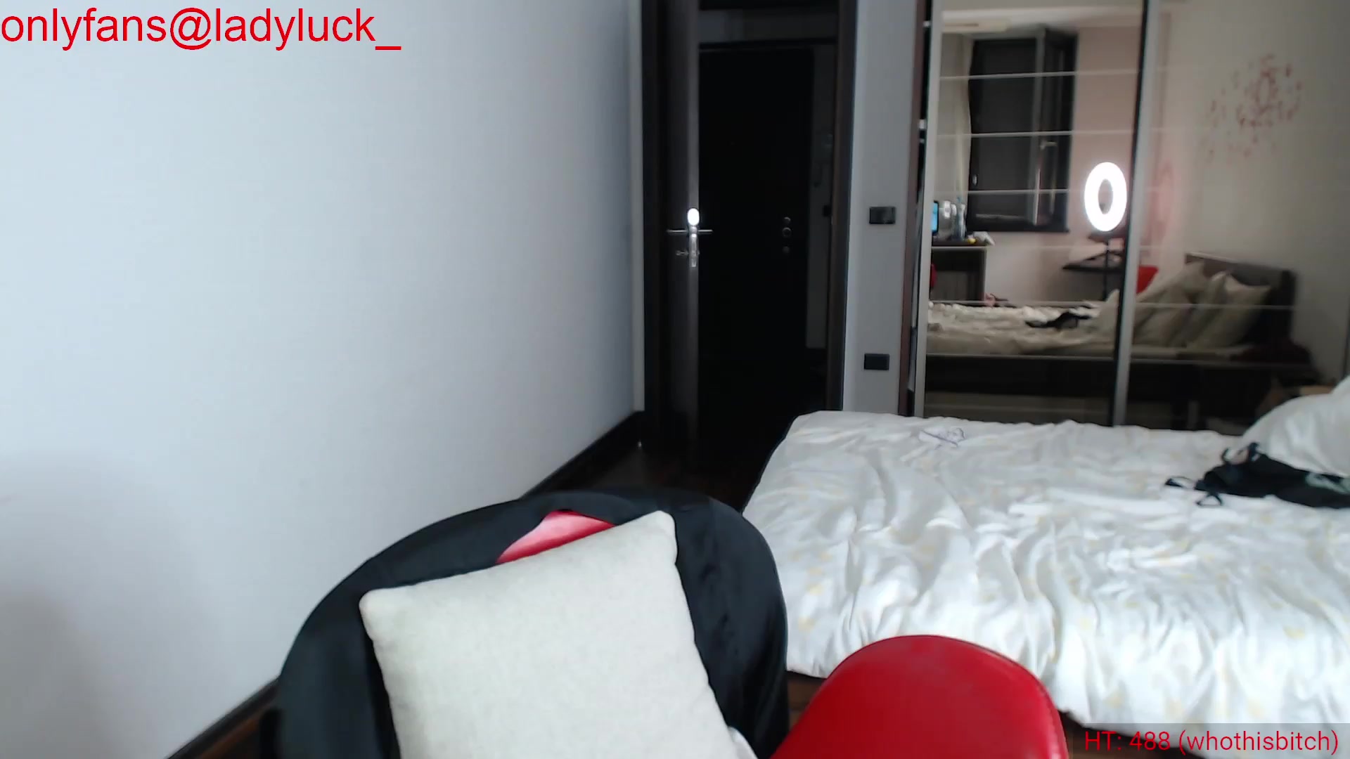 Gallery image thumbnail from ErikasMagic's myfreecams stream on, 09/08/2023, 20:24 image 5 of 20