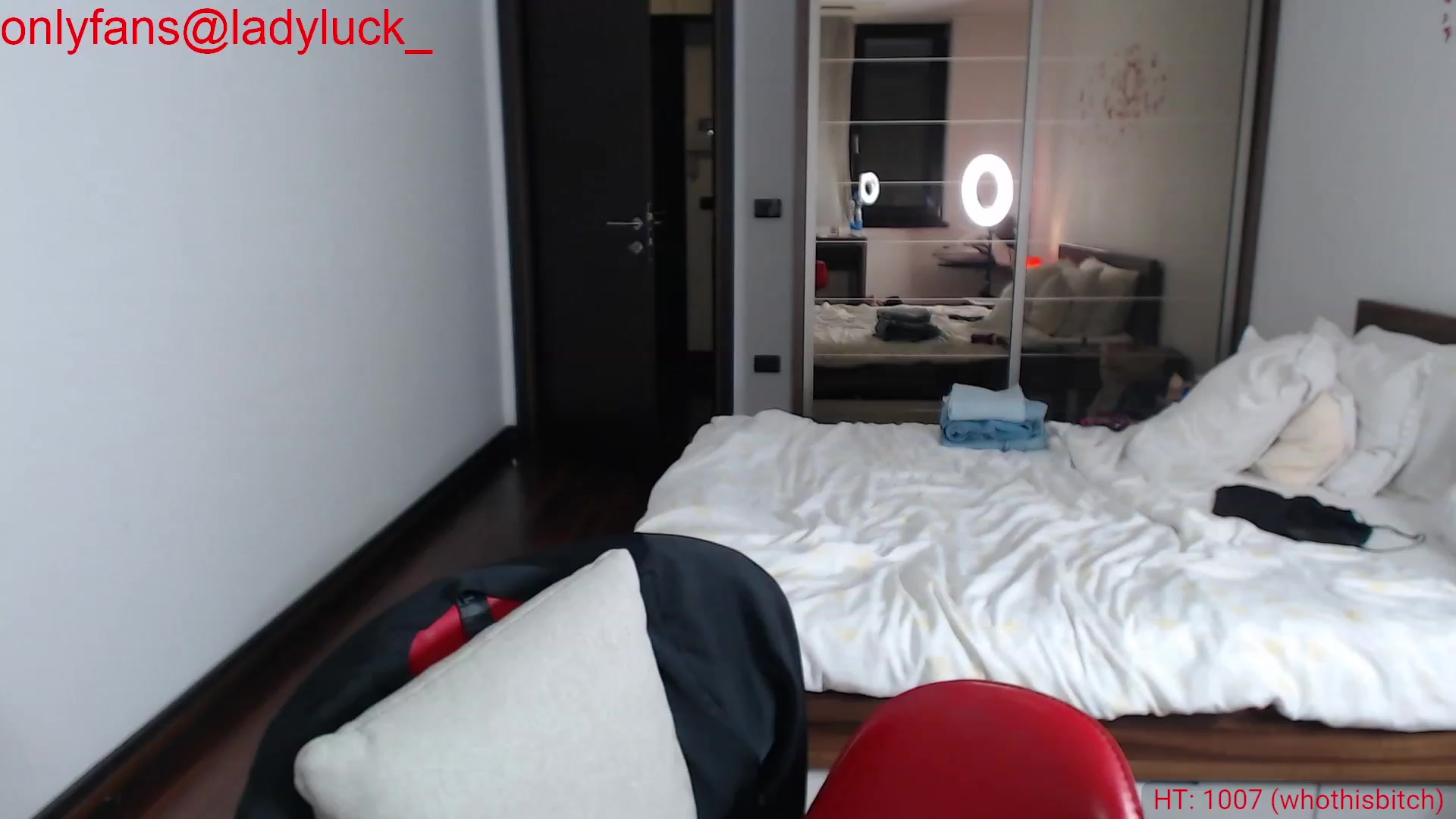 Gallery image thumbnail from ErikasMagic's myfreecams stream on, 09/22/2023, 19:33 image 20 of 20