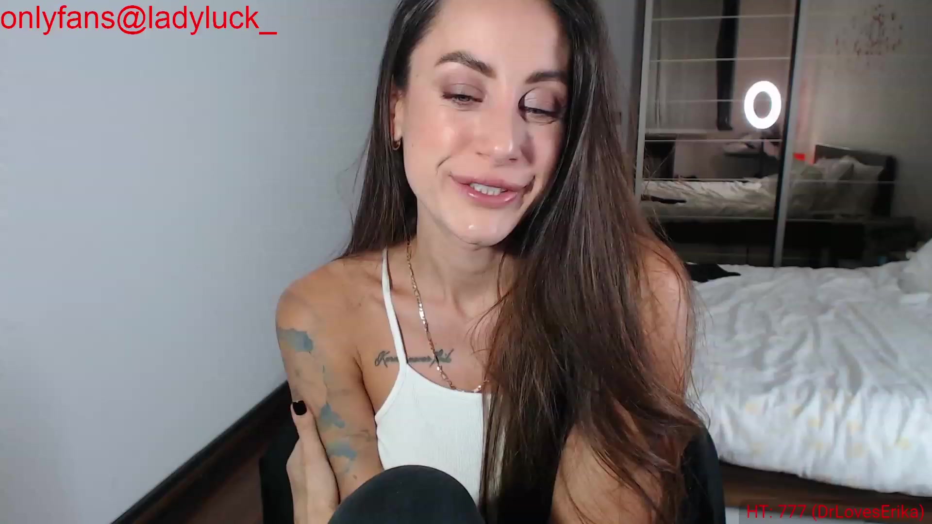 Gallery image thumbnail from ErikasMagic's myfreecams stream on, 10/07/2023, 19:16 image 3 of 20