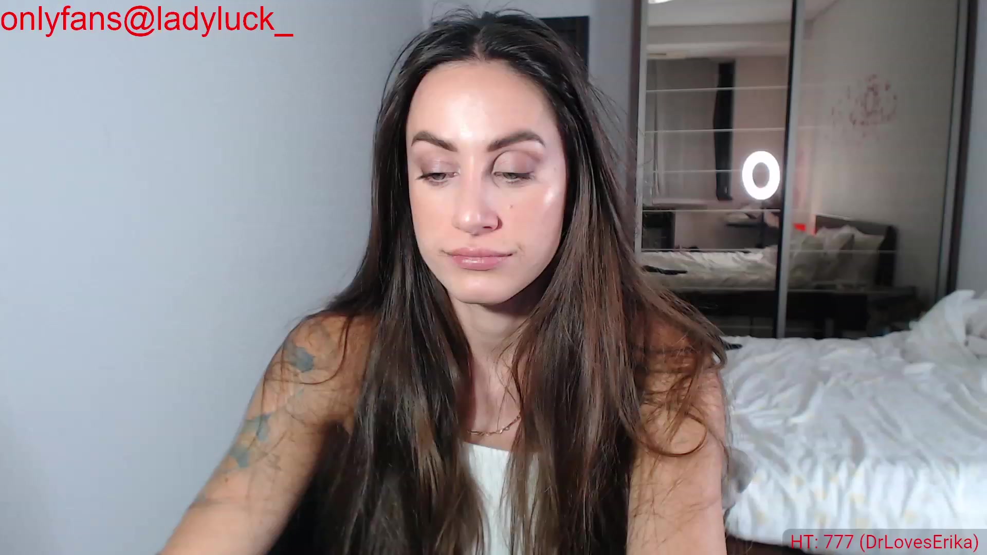 Gallery image thumbnail from ErikasMagic's myfreecams stream on, 10/07/2023, 19:34 image 18 of 20