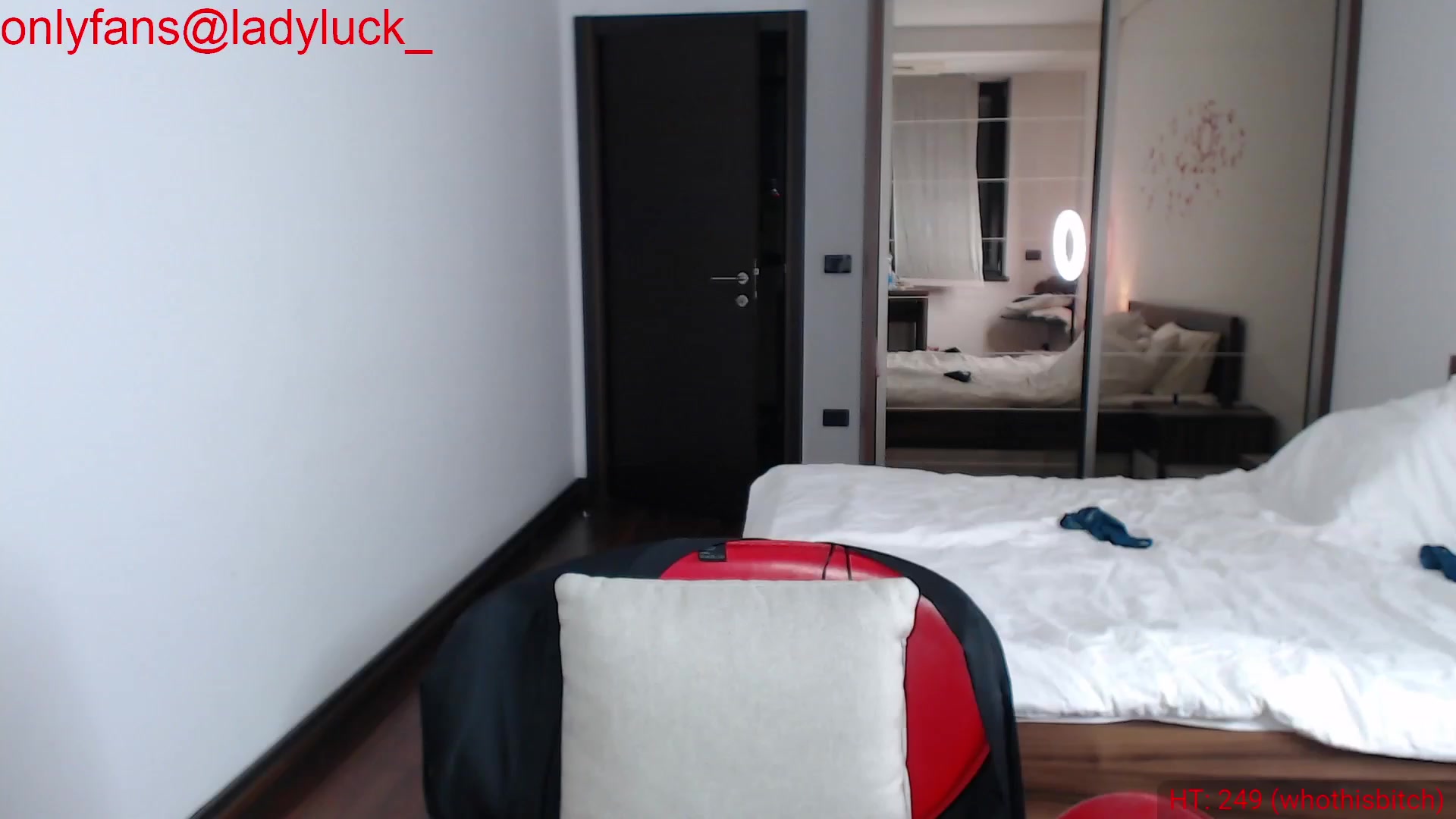 Gallery image thumbnail from ErikasMagic's myfreecams stream on, 10/23/2023, 19:42 image 11 of 20