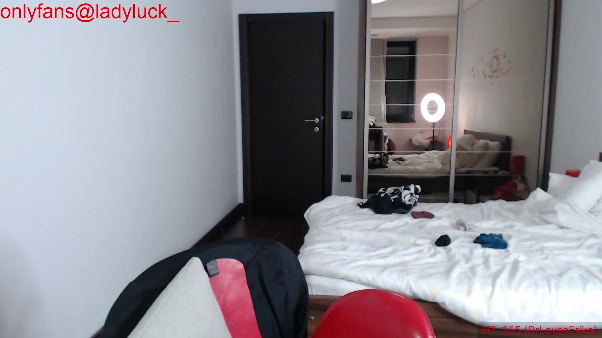 Gallery image thumbnail from ErikasMagic's myfreecams stream on, 12/05/2023, 21:14 image 6 of 20