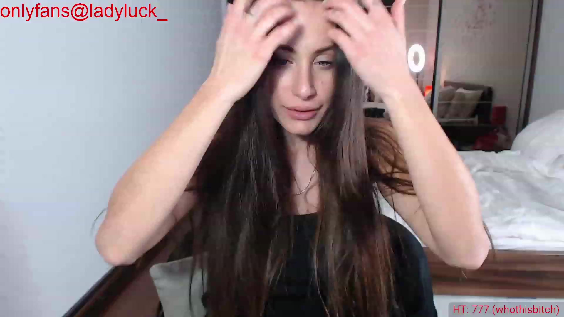 Gallery image thumbnail from ErikasMagic's myfreecams stream on, 12/07/2023, 20:34 image 18 of 20