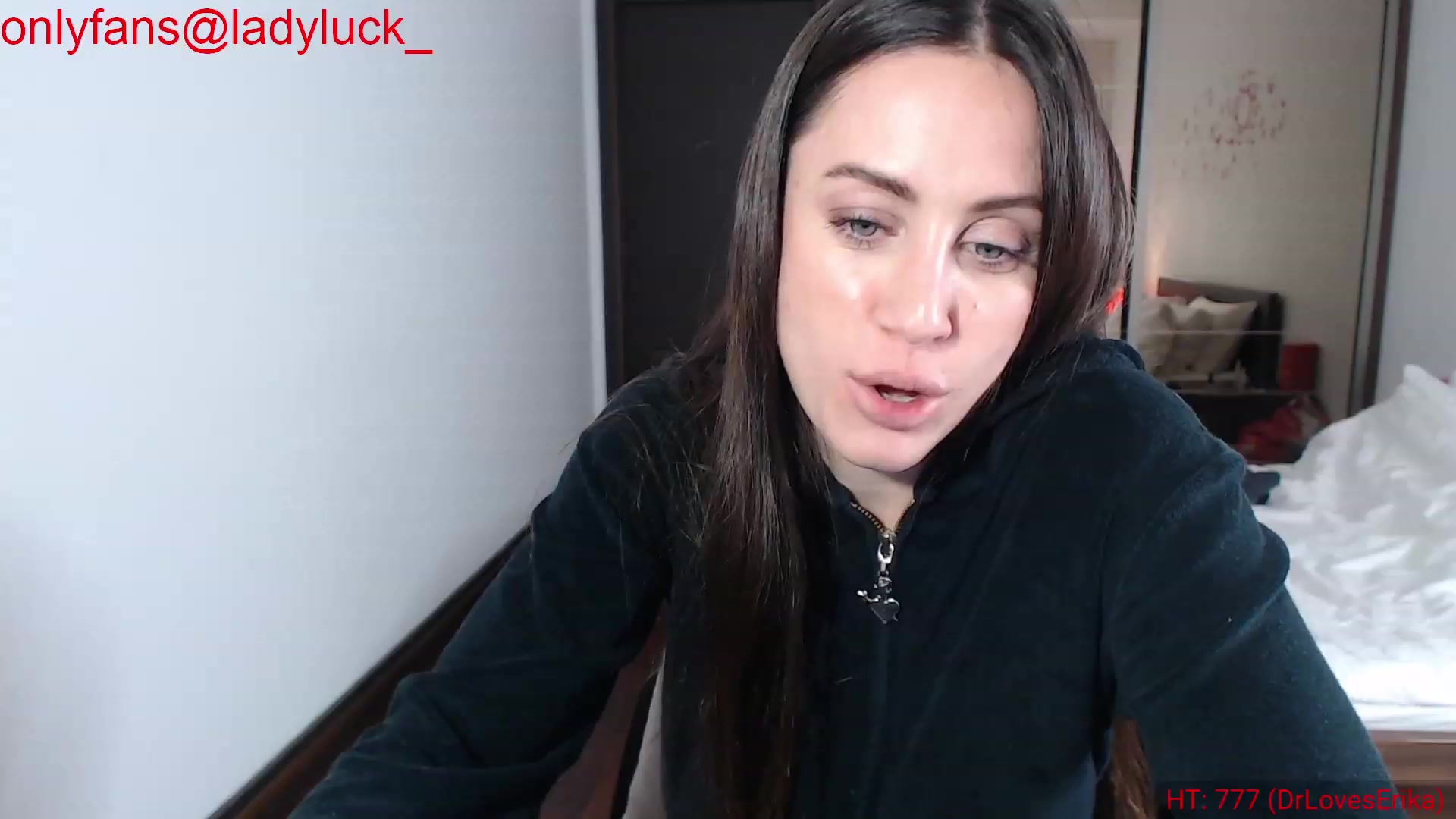 Gallery image thumbnail from ErikasMagic's myfreecams stream on, 12/08/2023, 20:49 image 17 of 20
