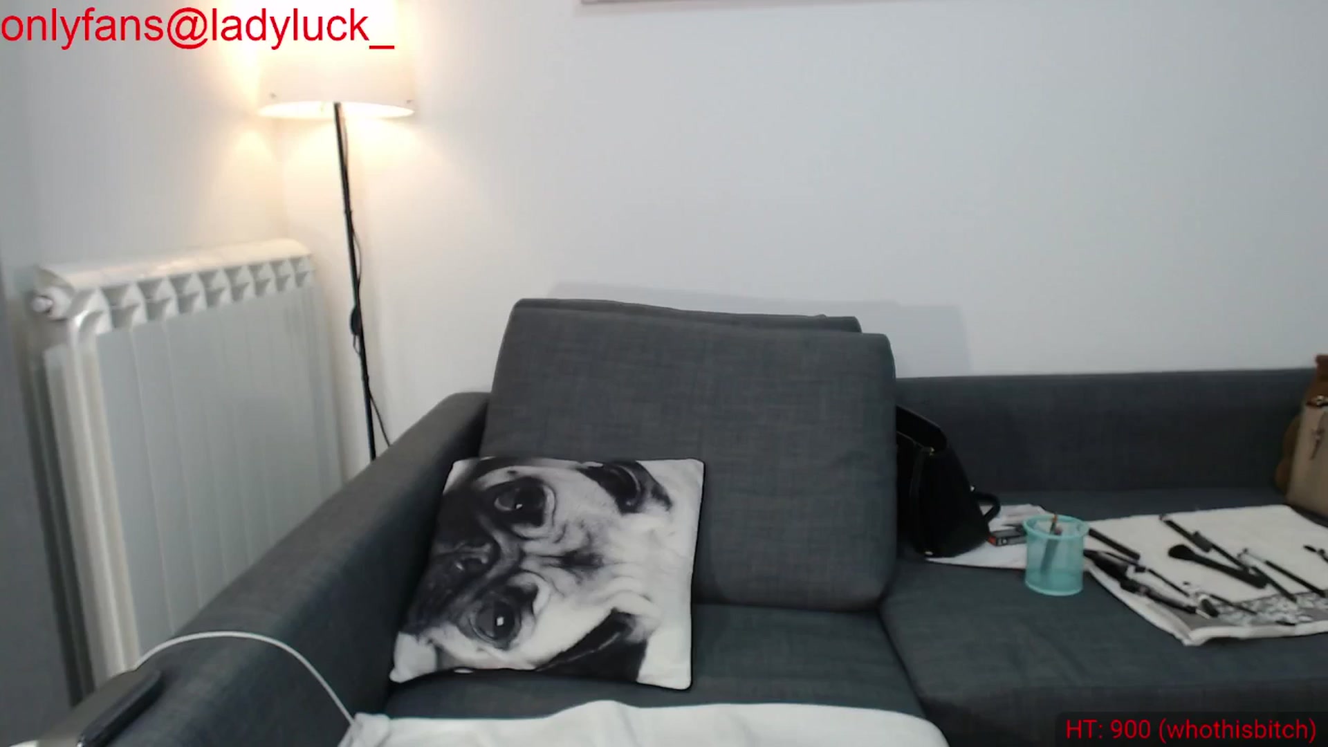 Gallery image thumbnail from ErikasMagic's myfreecams stream on, 05/17/2024, 19:28 image 16 of 20