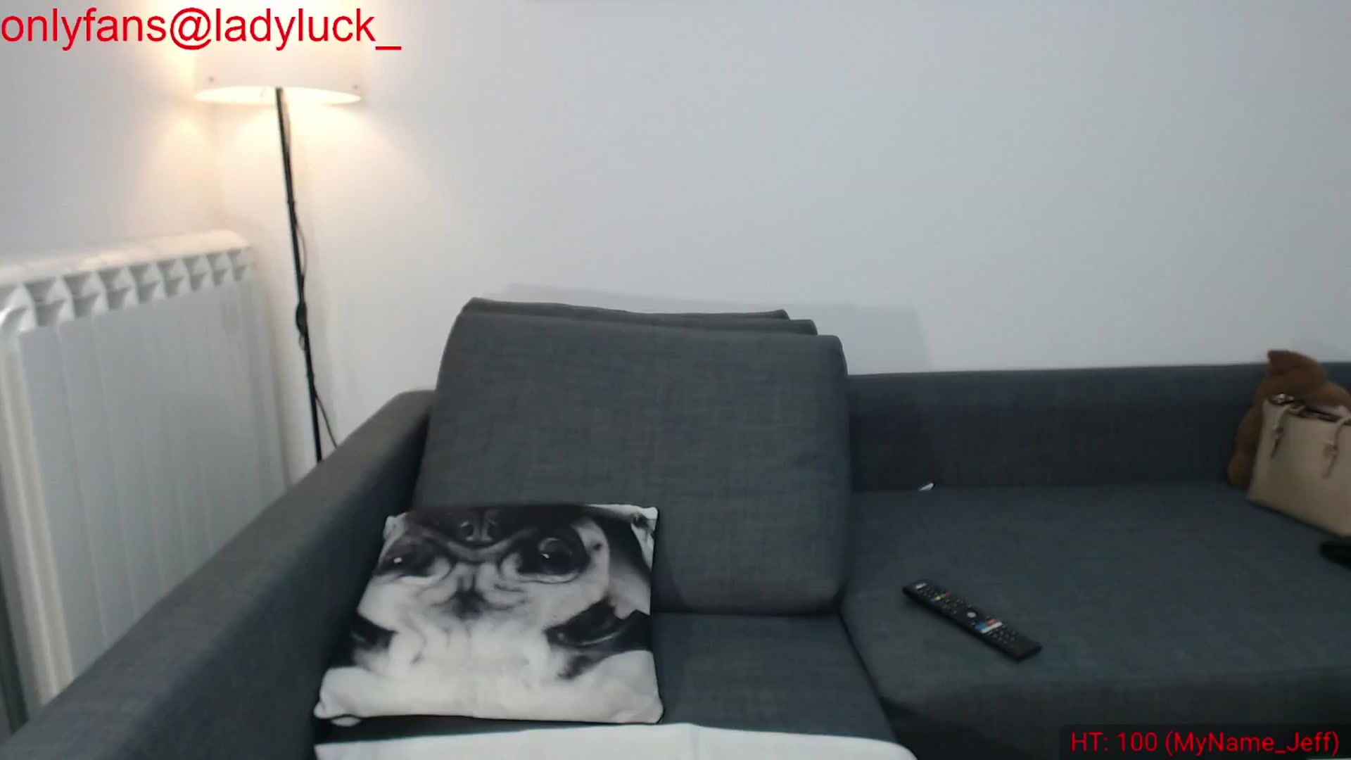 Gallery image thumbnail from ErikasMagic's myfreecams stream on, 05/19/2024, 19:13 image 20 of 20