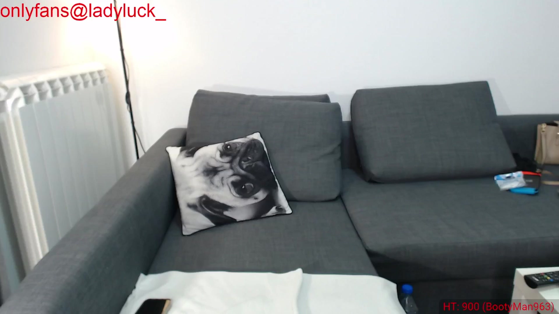 Gallery image thumbnail from ErikasMagic's myfreecams stream on, 05/31/2024, 19:34 image 15 of 20