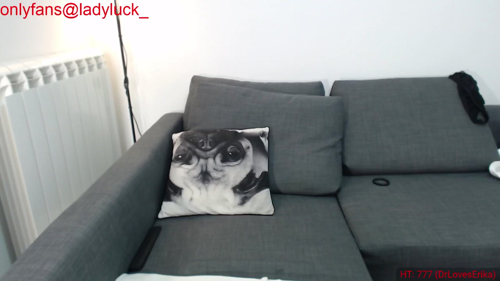 Gallery image thumbnail from ErikasMagic's myfreecams stream on, 06/08/2024, 19:44 image 17 of 20