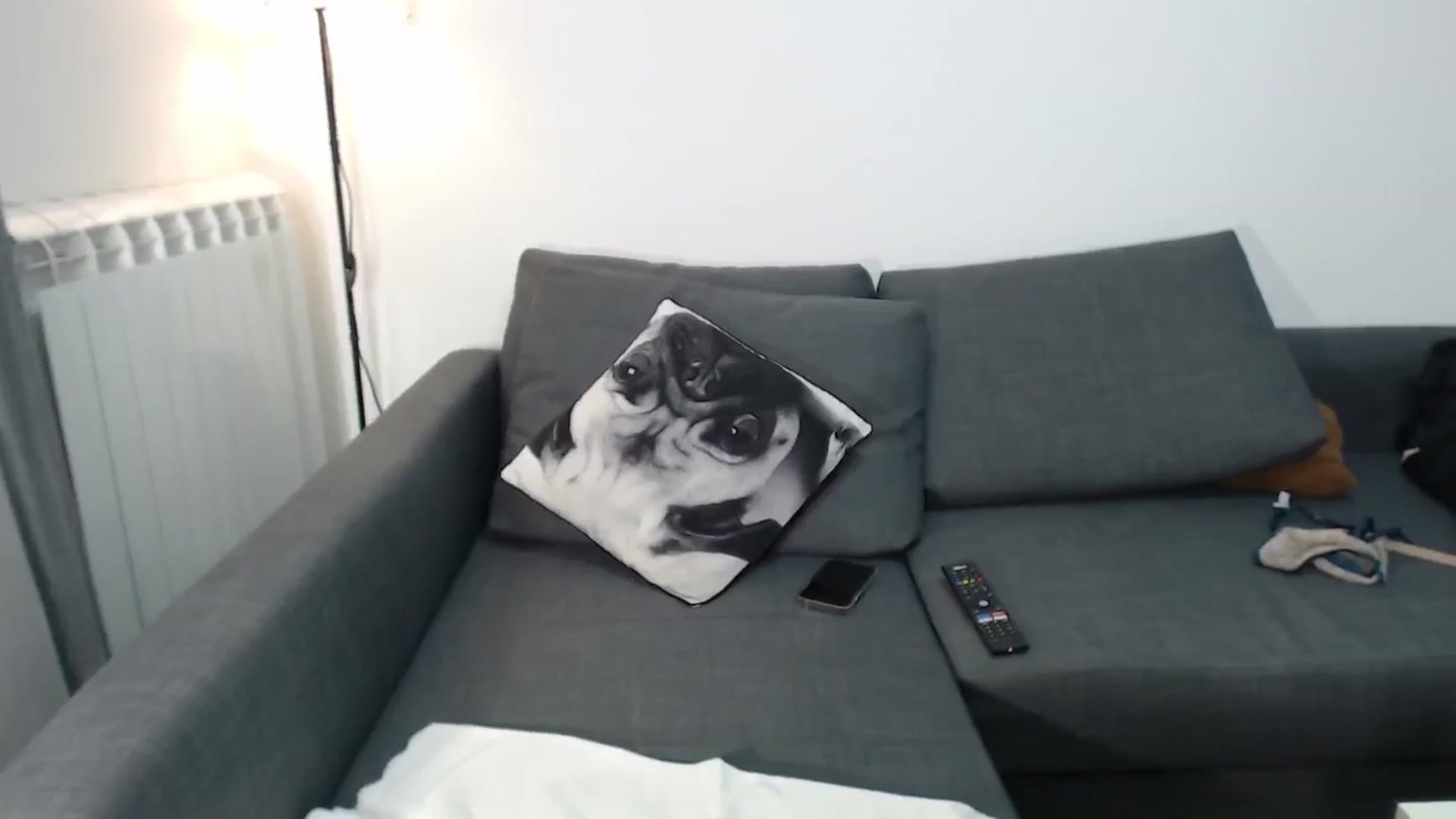 Gallery image thumbnail from ErikasMagic's myfreecams stream on, 06/24/2024, 19:33 image 17 of 20
