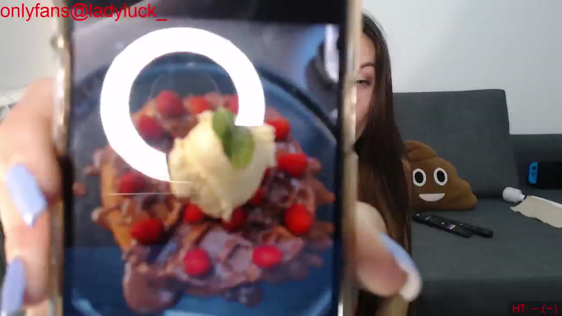 Gallery image thumbnail from ErikasMagic's myfreecams stream on, 08/02/2024, 19:30 image 2 of 20