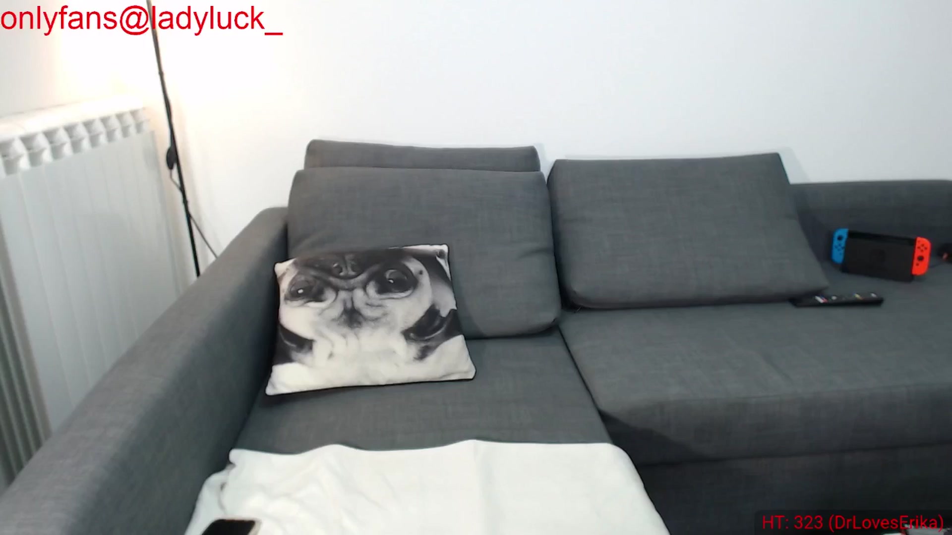 Gallery image thumbnail from ErikasMagic's myfreecams stream on, 09/14/2024, 19:39 image 8 of 20