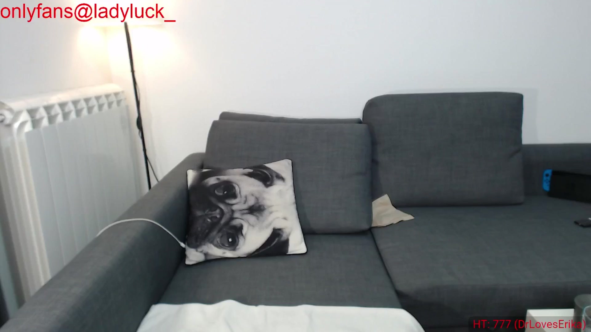 Gallery image thumbnail from ErikasMagic's myfreecams stream on, 10/05/2024, 19:22 image 16 of 20