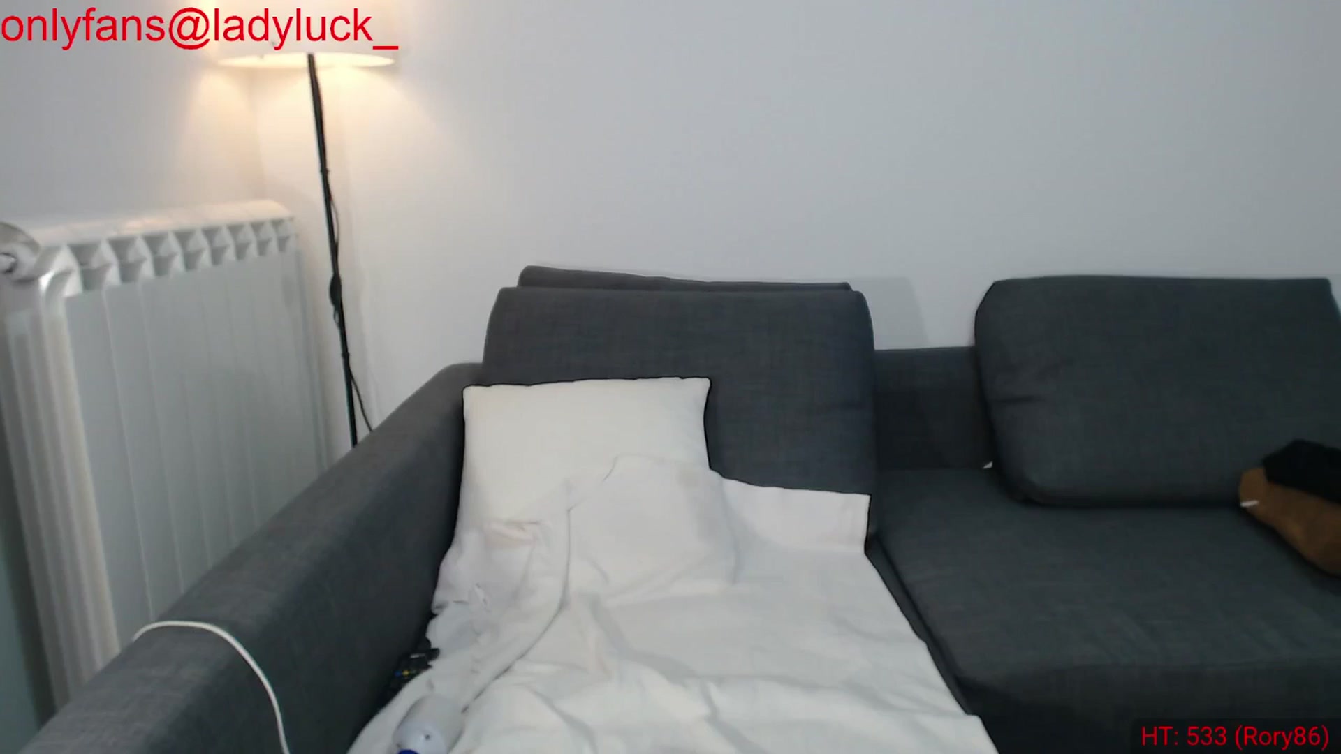 Gallery image thumbnail from ErikasMagic's myfreecams stream on, 10/09/2024, 19:47 image 15 of 20