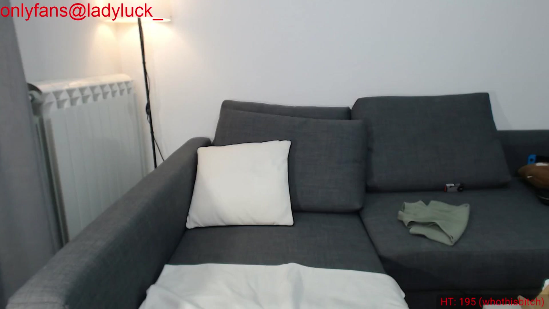 Gallery image thumbnail from ErikasMagic's myfreecams stream on, 10/17/2024, 19:44 image 16 of 20