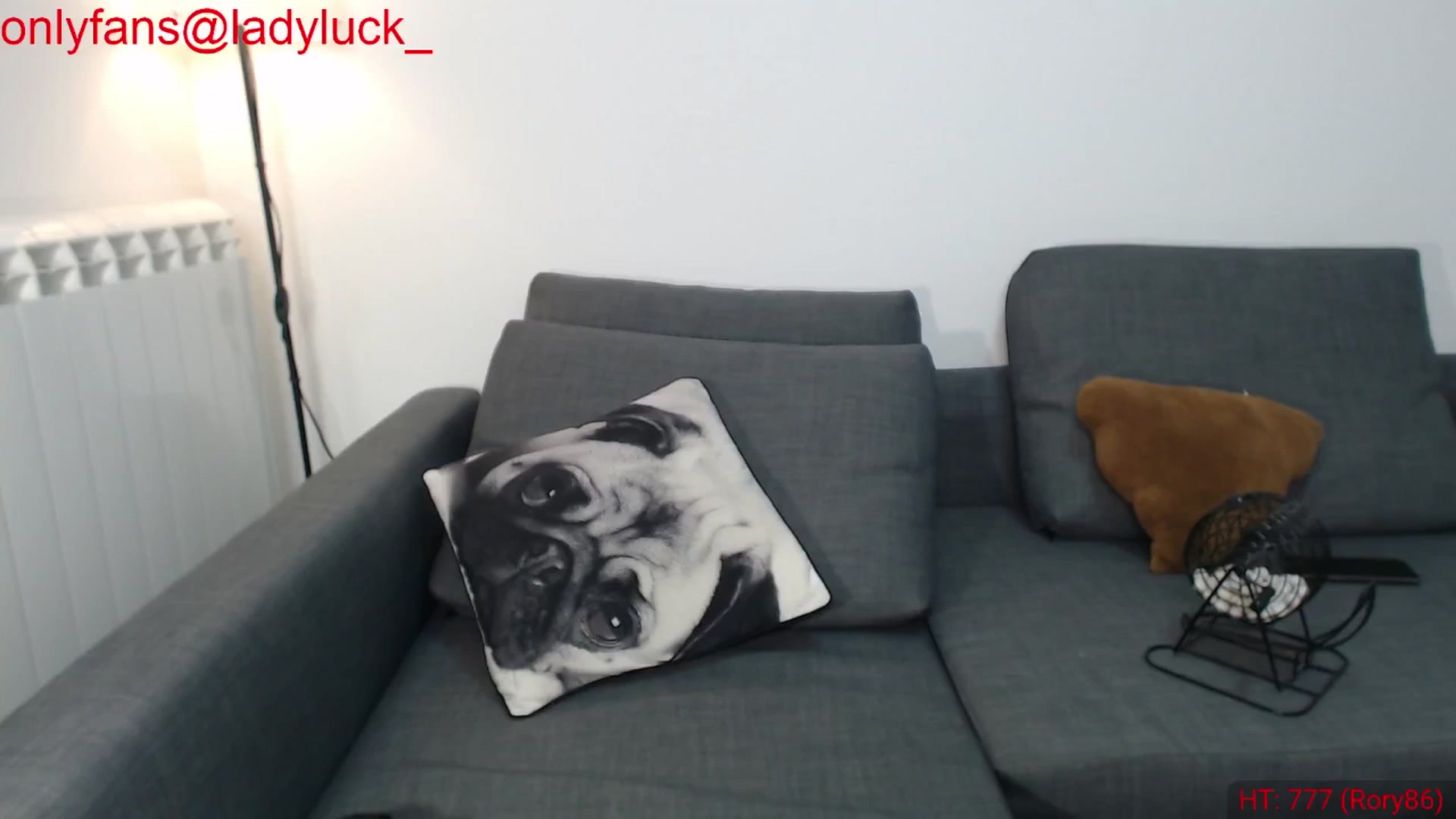 Gallery image thumbnail from ErikasMagic's myfreecams stream on, 11/17/2024, 20:45 image 15 of 20