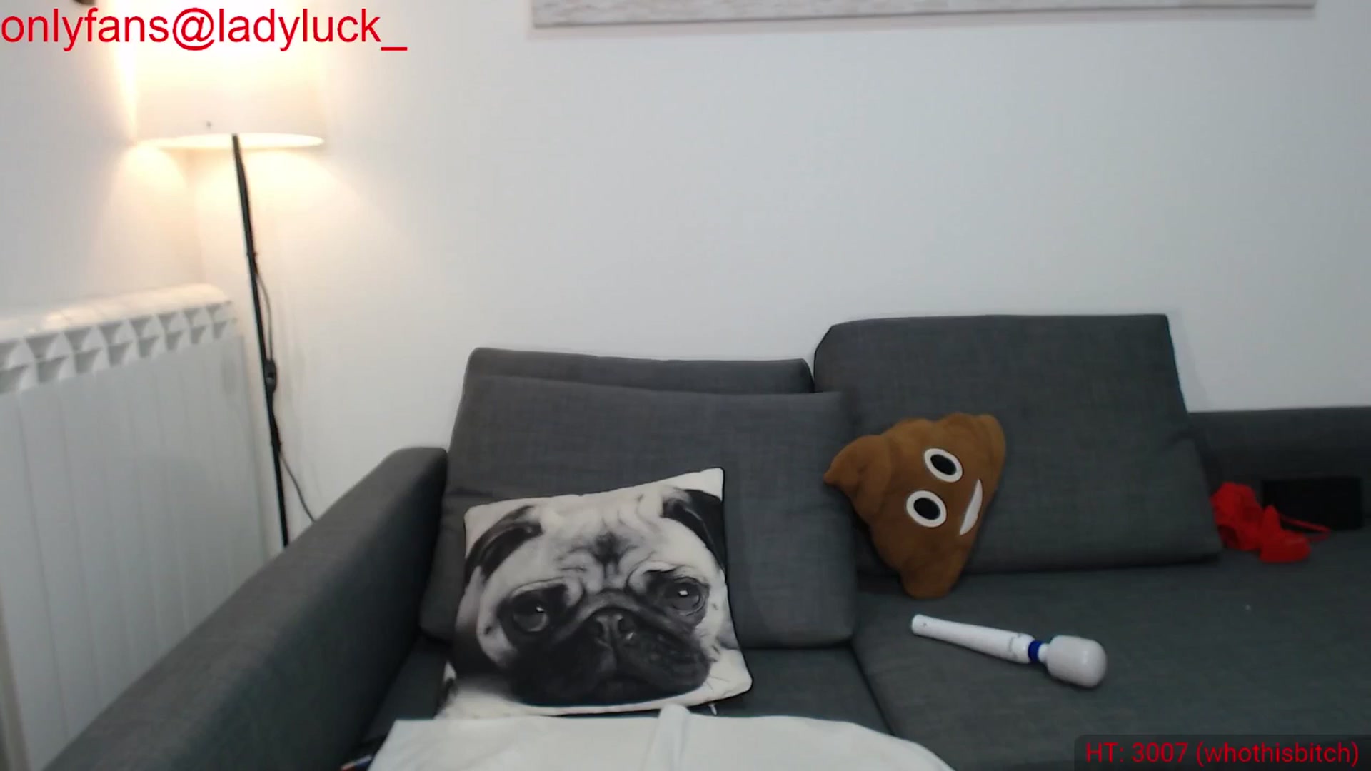 Gallery image thumbnail from ErikasMagic's myfreecams stream on, 12/24/2024, 21:01 image 6 of 20