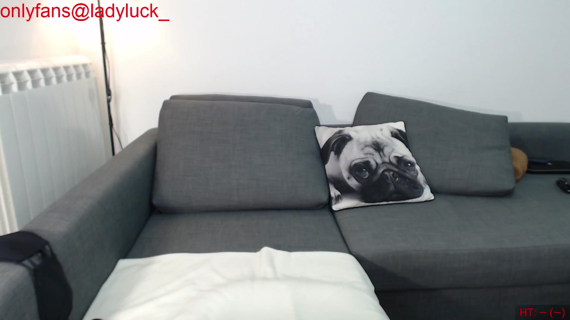 Gallery image thumbnail from ErikasMagic's myfreecams stream on, 08/03/2025, 19:34 image 20 of 20