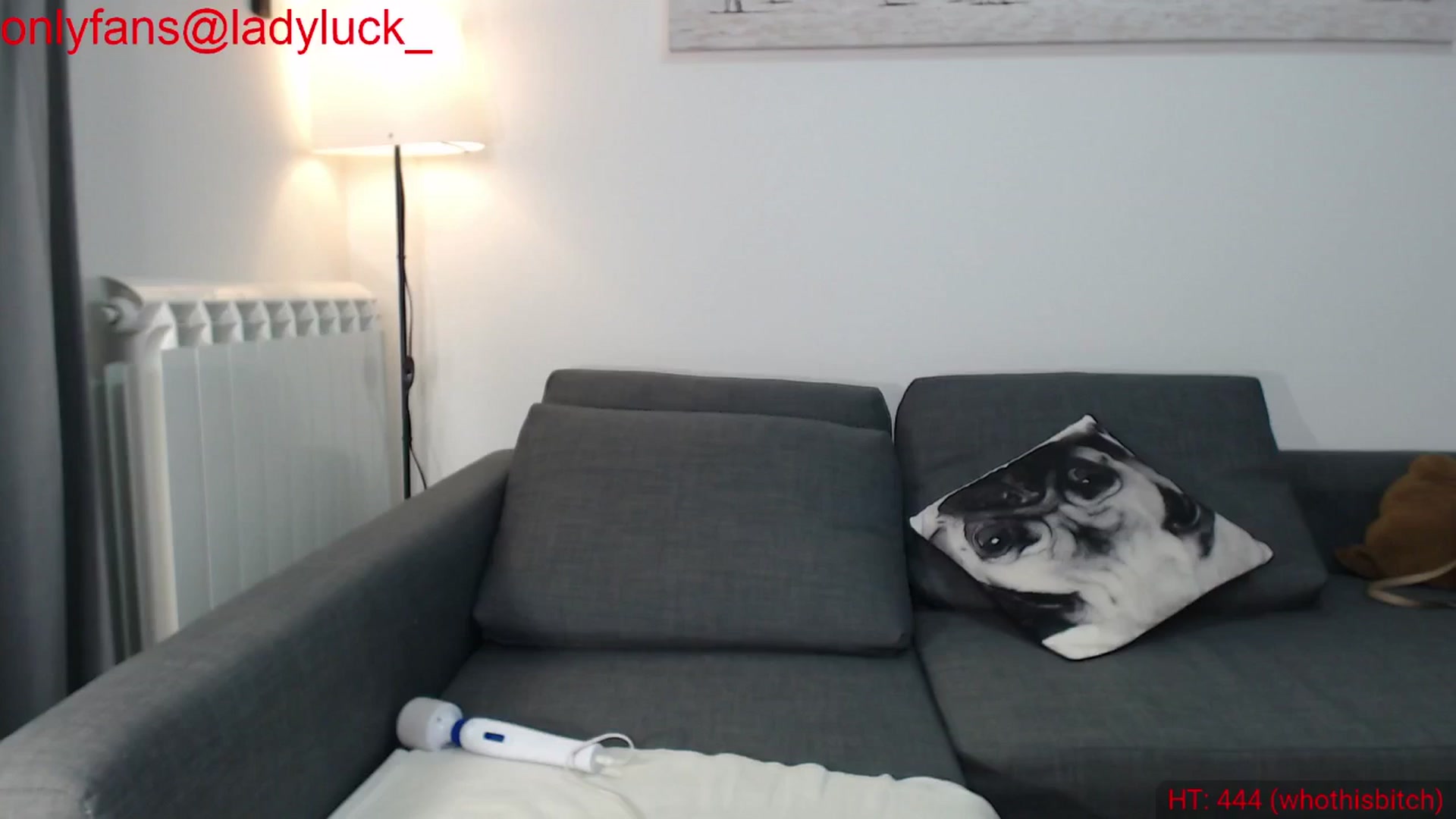 Gallery image thumbnail from ErikasMagic's myfreecams stream on, 09/19/2025, 20:01 image 19 of 20