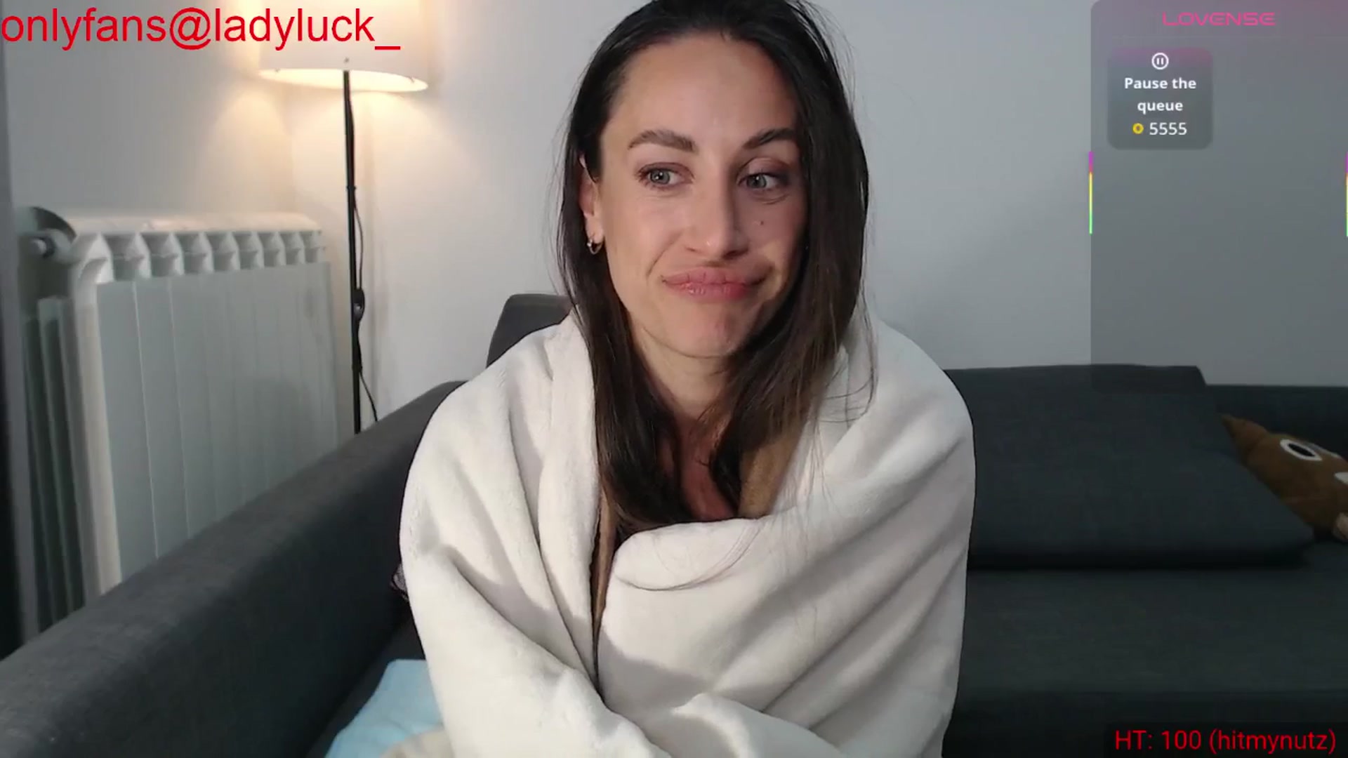 Gallery image thumbnail from ErikasMagic's myfreecams stream on, 09/27/2025, 19:38 image 9 of 20