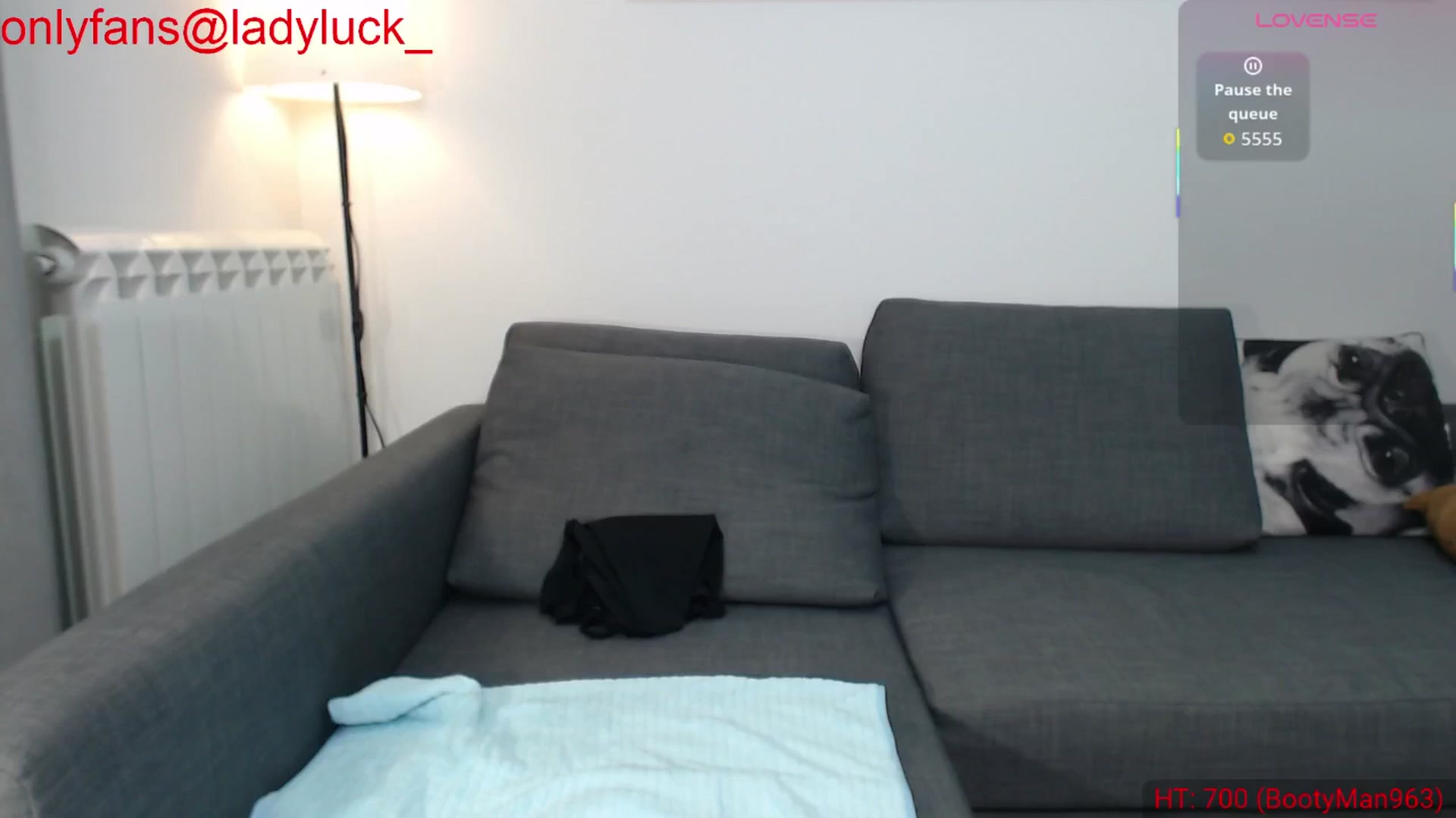 Gallery image thumbnail from ErikasMagic's myfreecams stream on, 10/01/2025, 20:03 image 18 of 20