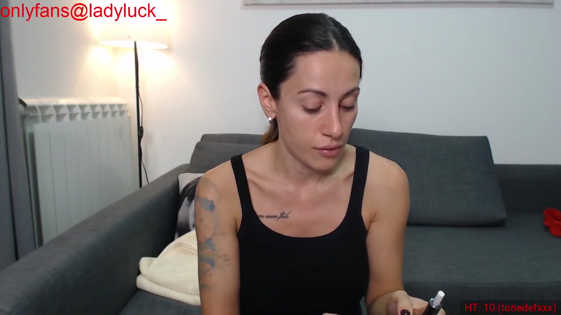 Gallery image thumbnail from ErikasMagic's myfreecams stream on, 10/26/2025, 20:36 image 20 of 20