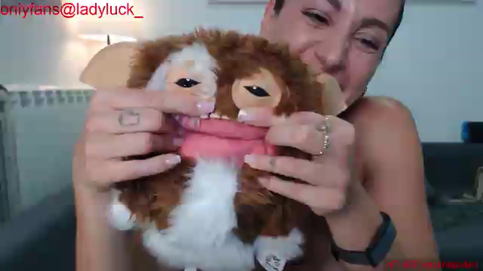 Gallery image thumbnail from ErikasMagic's myfreecams stream on, 08/05/2026, 20:09 image 14 of 20