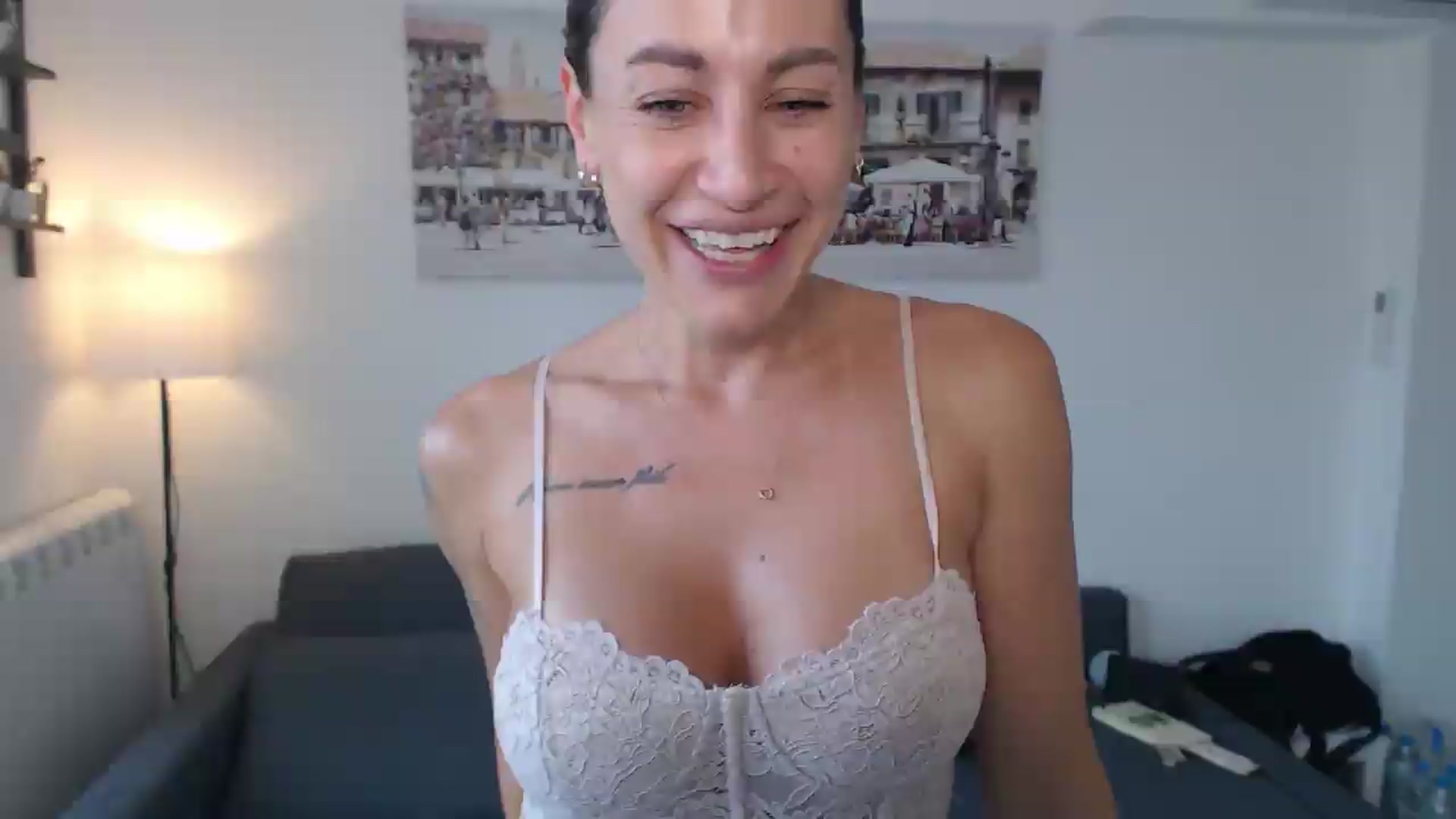 Gallery image thumbnail from ErikasMagic's myfreecams stream on, 08/28/2026, 16:51 image 5 of 20