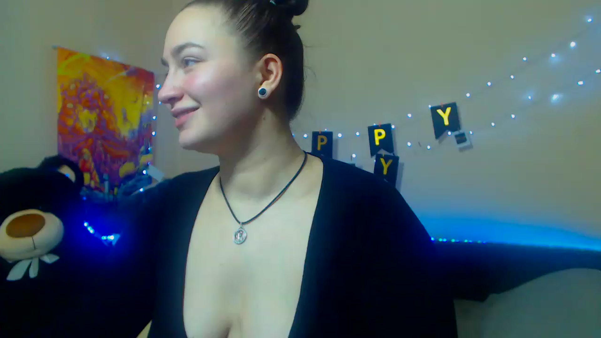 Gallery image thumbnail from ErinColle's myfreecams stream on, 11/18/2022, 14:40 image 1 of 20