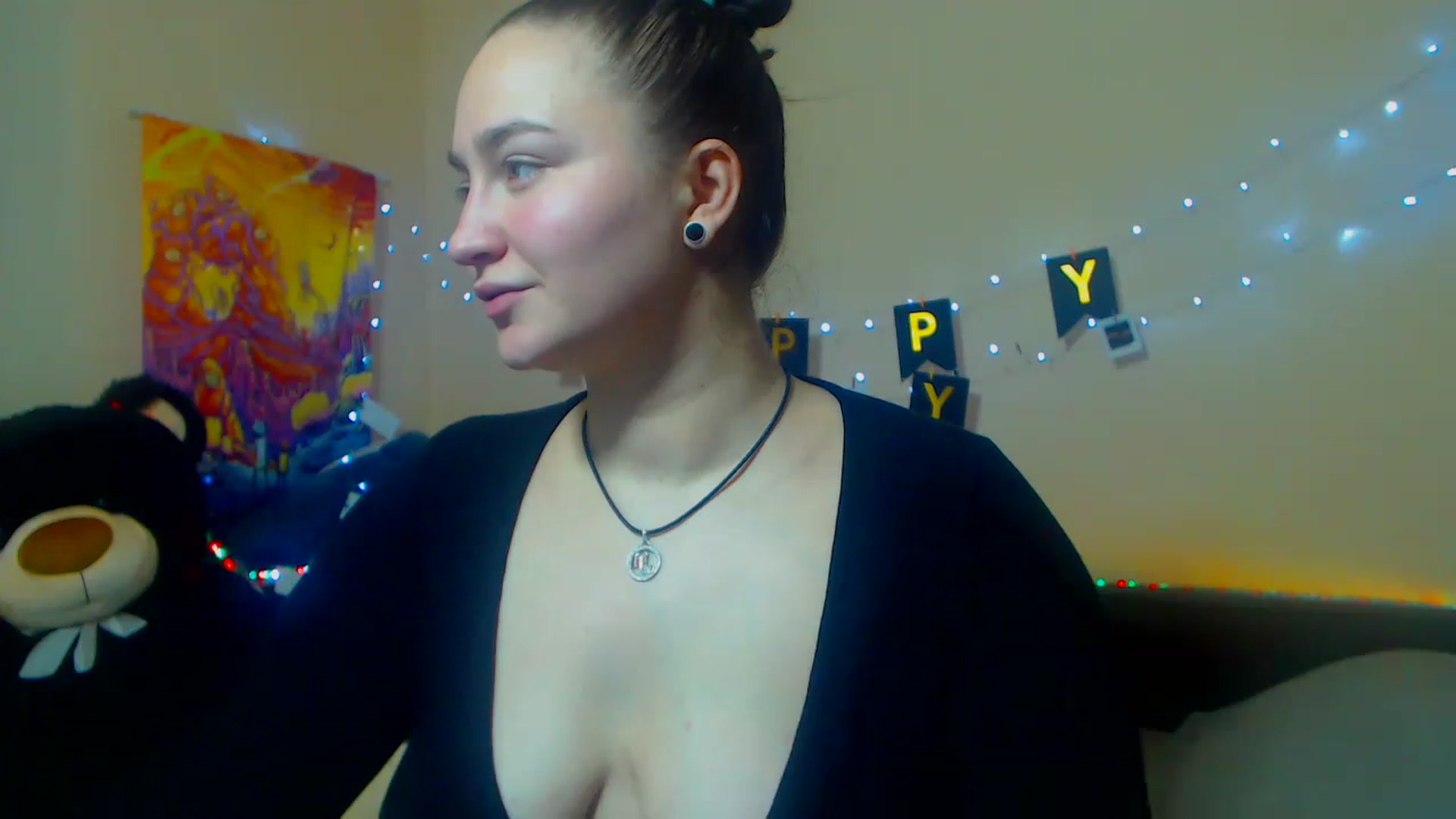 Gallery image thumbnail from ErinColle's myfreecams stream on, 11/18/2022, 14:40 image 11 of 20