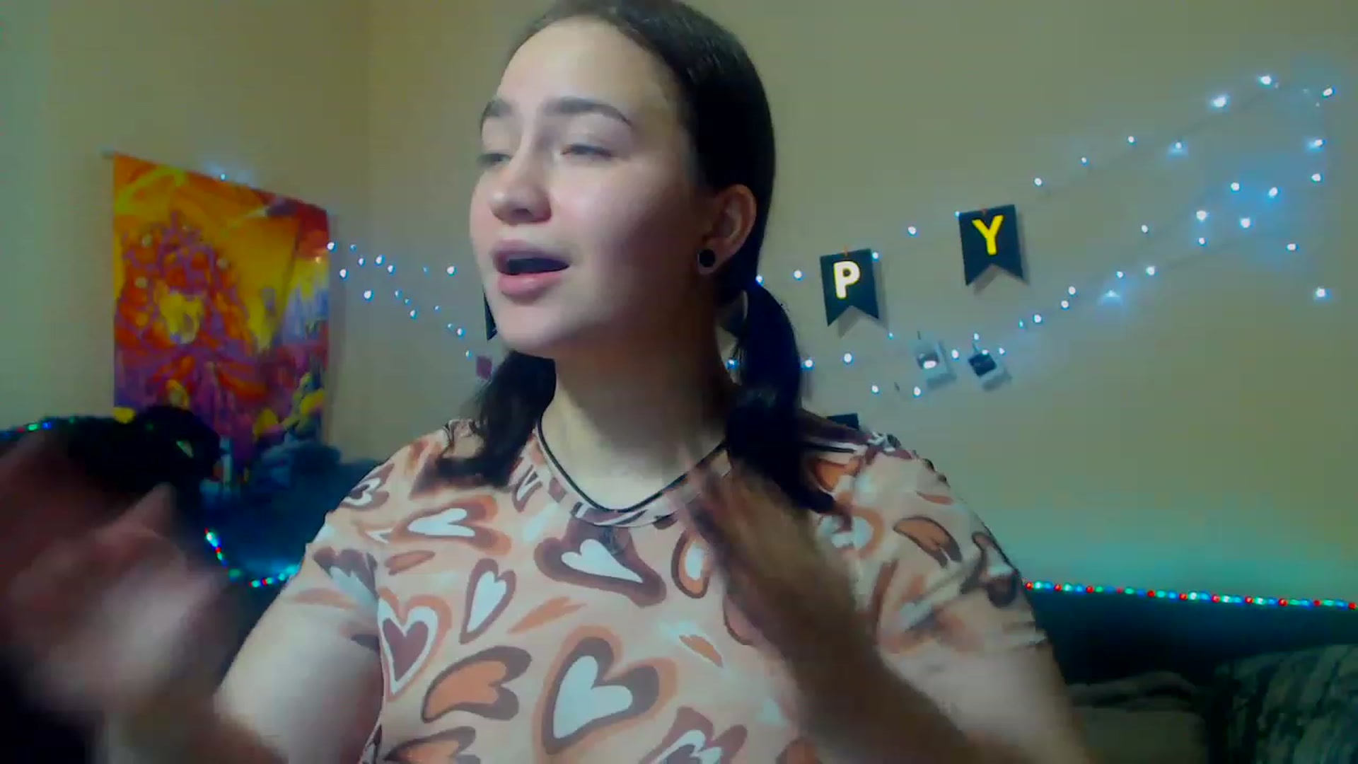 Gallery image thumbnail from ErinColle's myfreecams stream on, 11/19/2022, 18:06 image 7 of 20